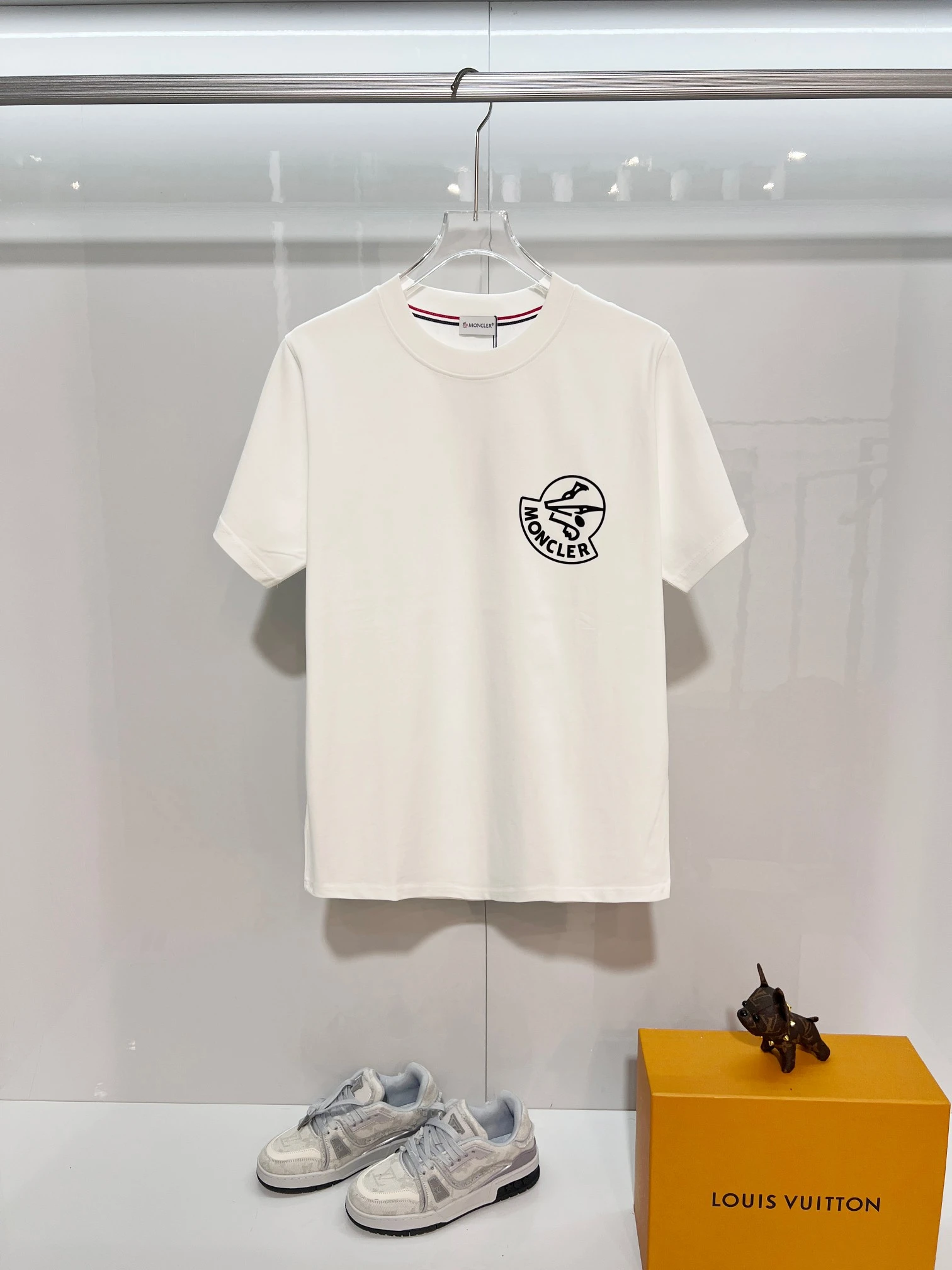 Moncler T-Shirt — cdee684c