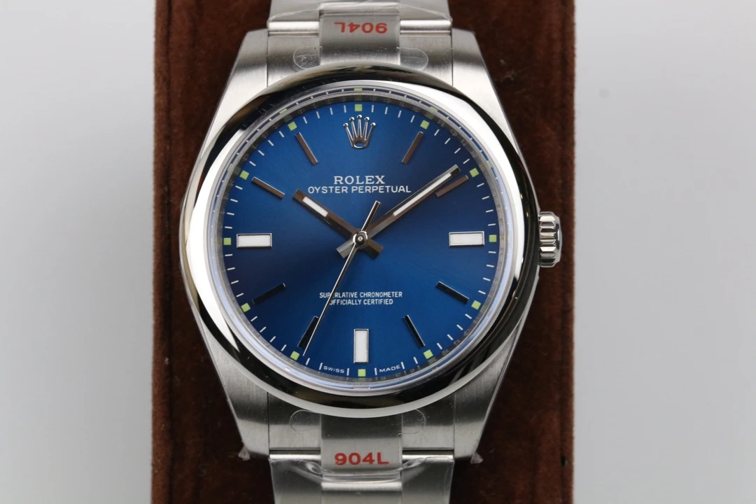 Rolex Watch — f0e266f9