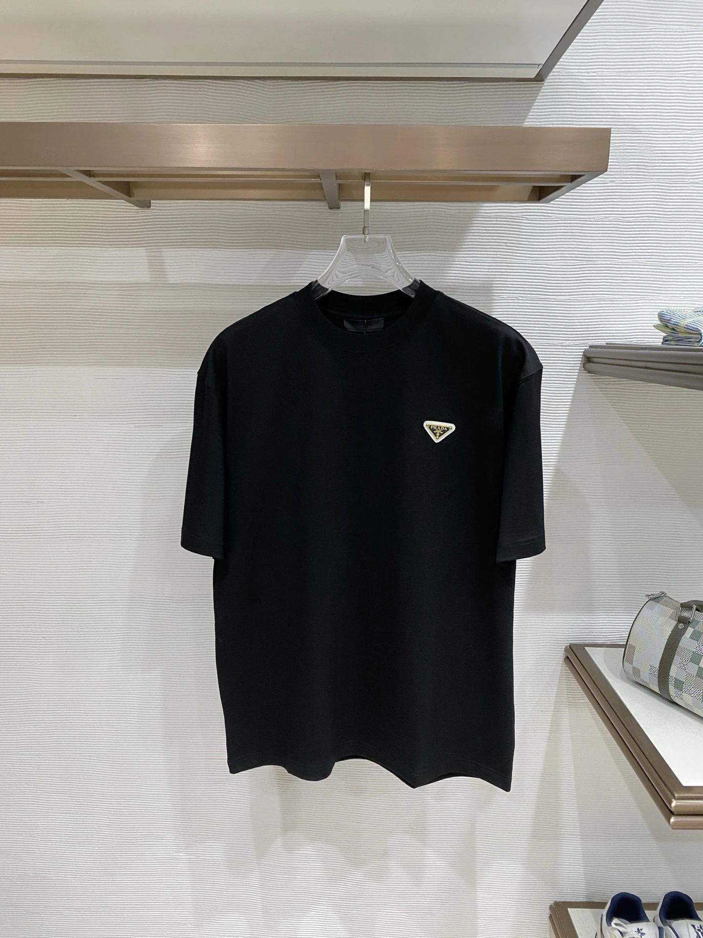 Prada T-Shirt — 65941329