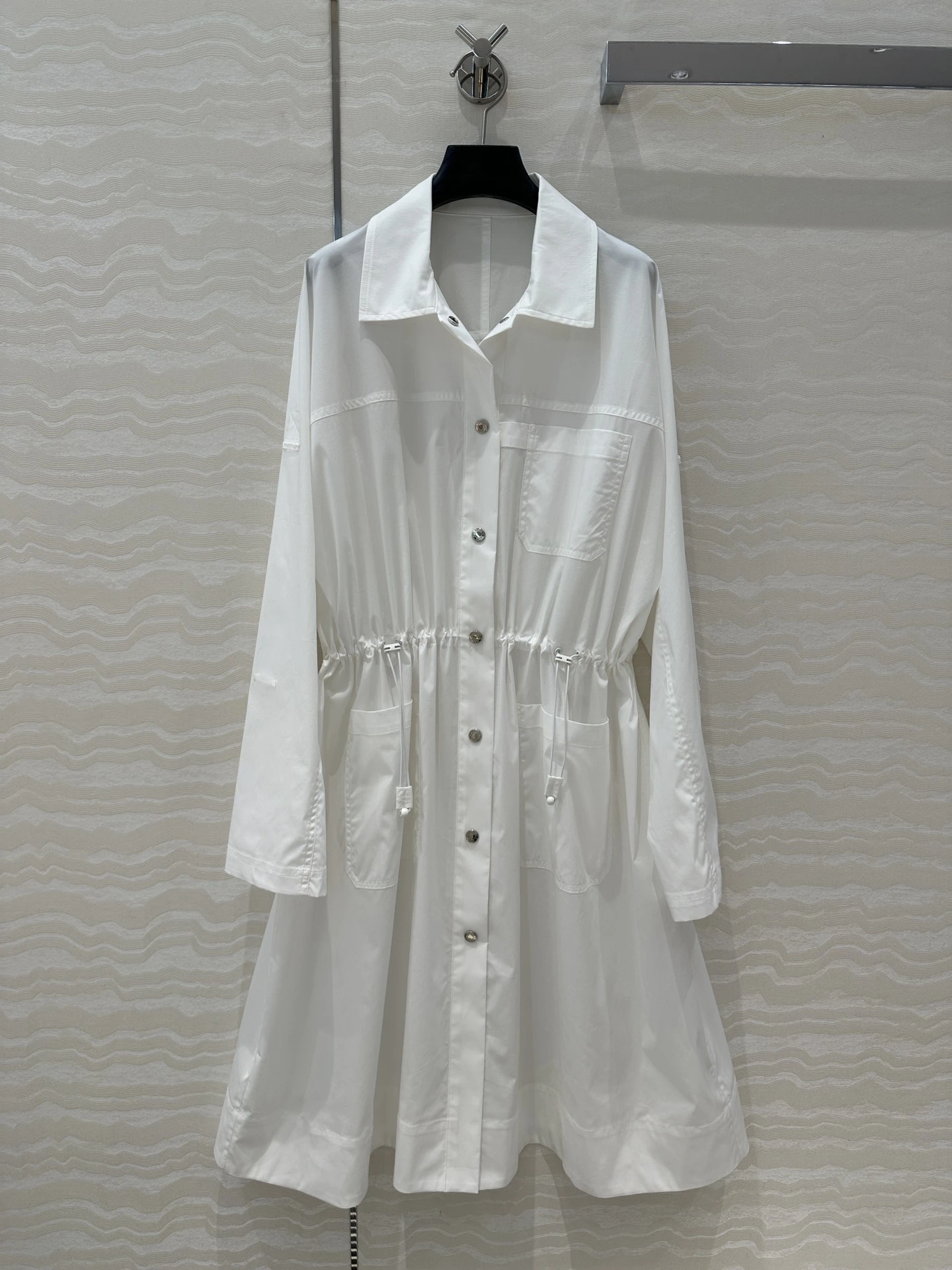 Dresses — 195ad036