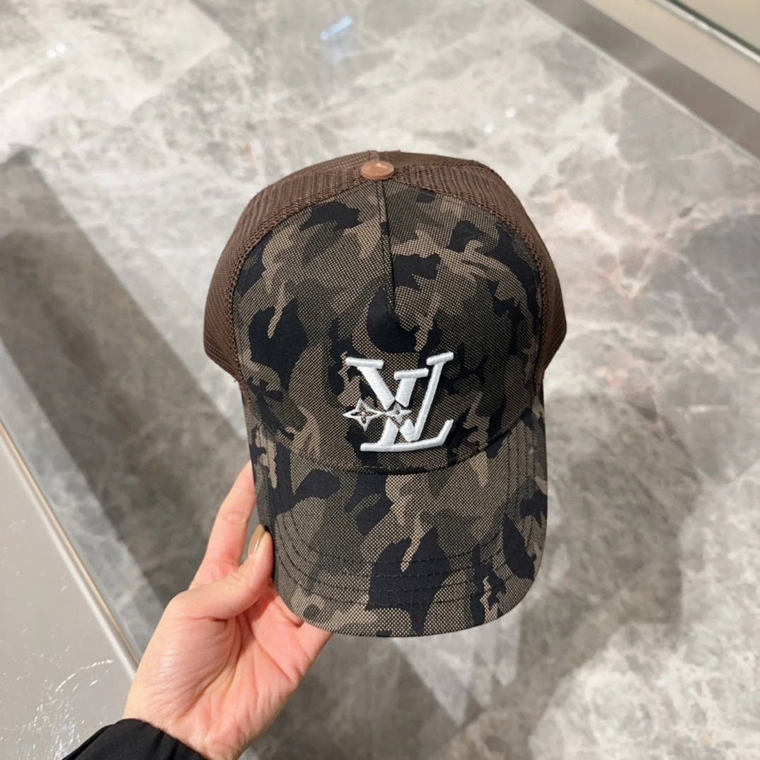 Louis Vuitton Hats — c7b4f153