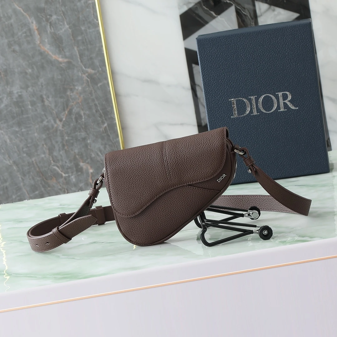Dior Bag — ccab7bf8