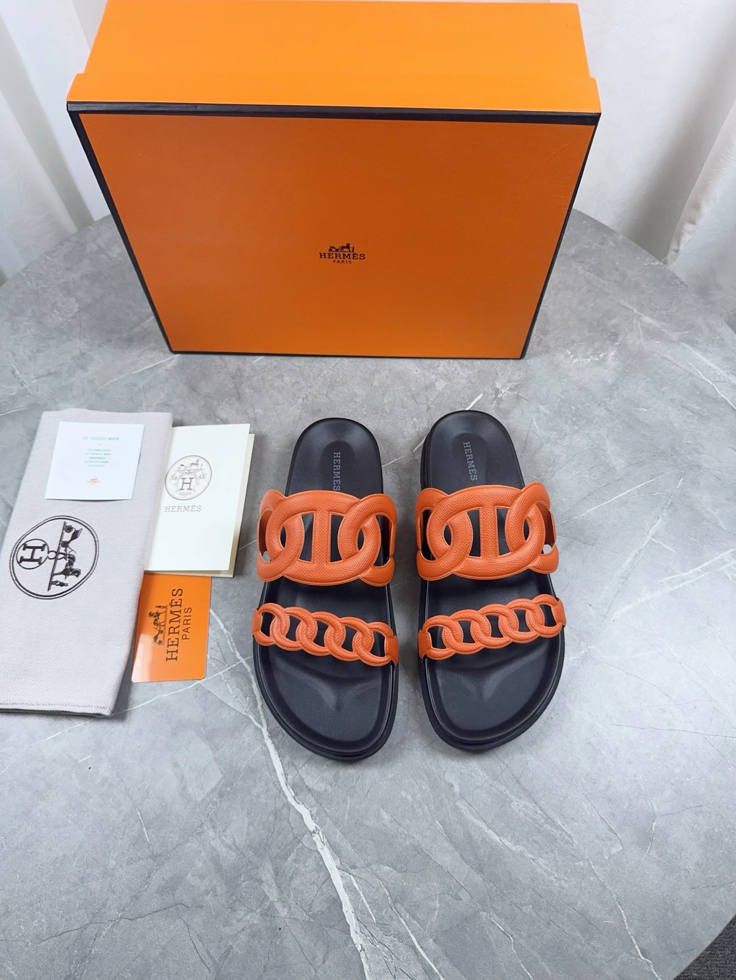 Hermès Slippers — 5ffebf3e