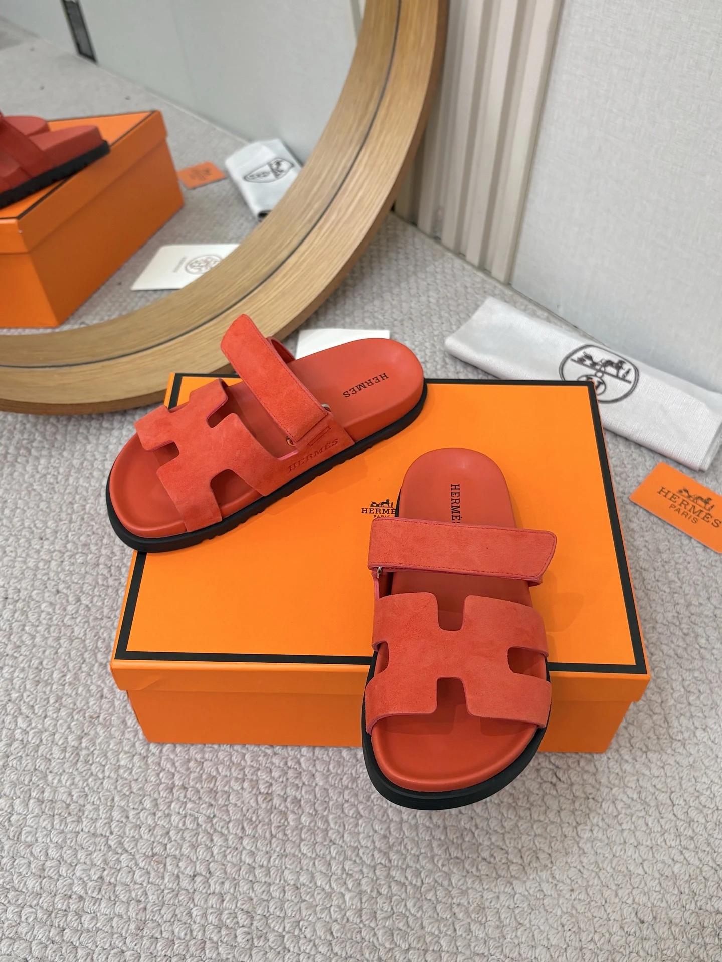 Hermès Slippers — 5ab10ab7