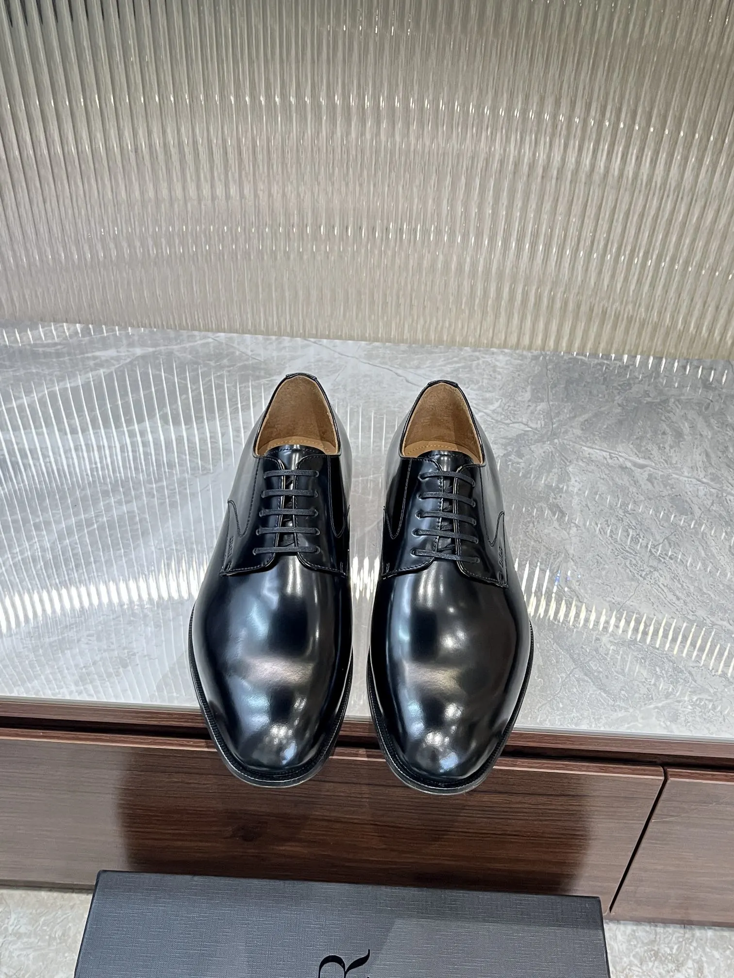 Dress Shoes — cfeceac1