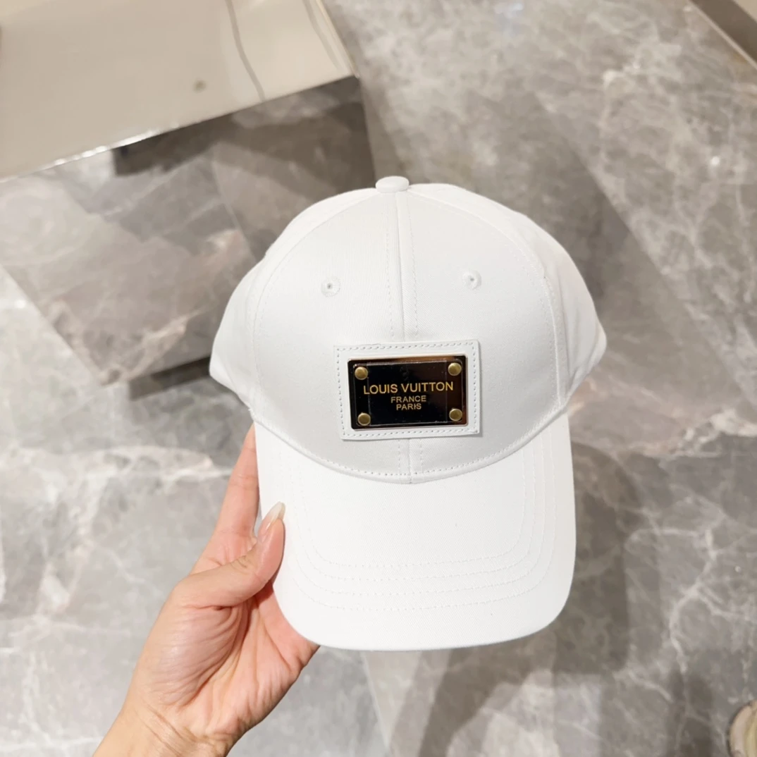 Louis Vuitton Caps — edfdd81e