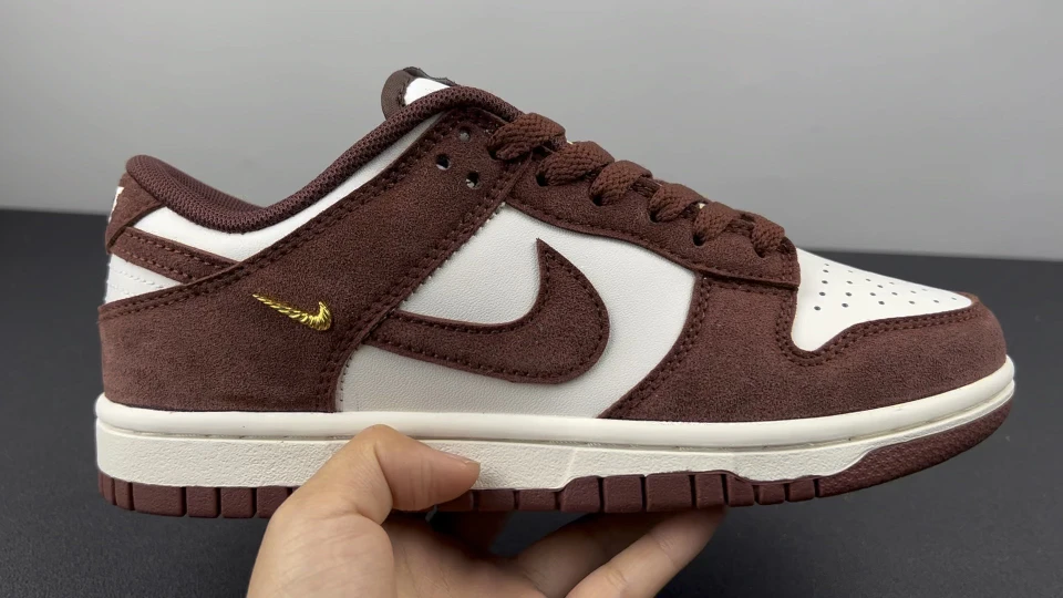 Nike Shoes — 7025c9dd