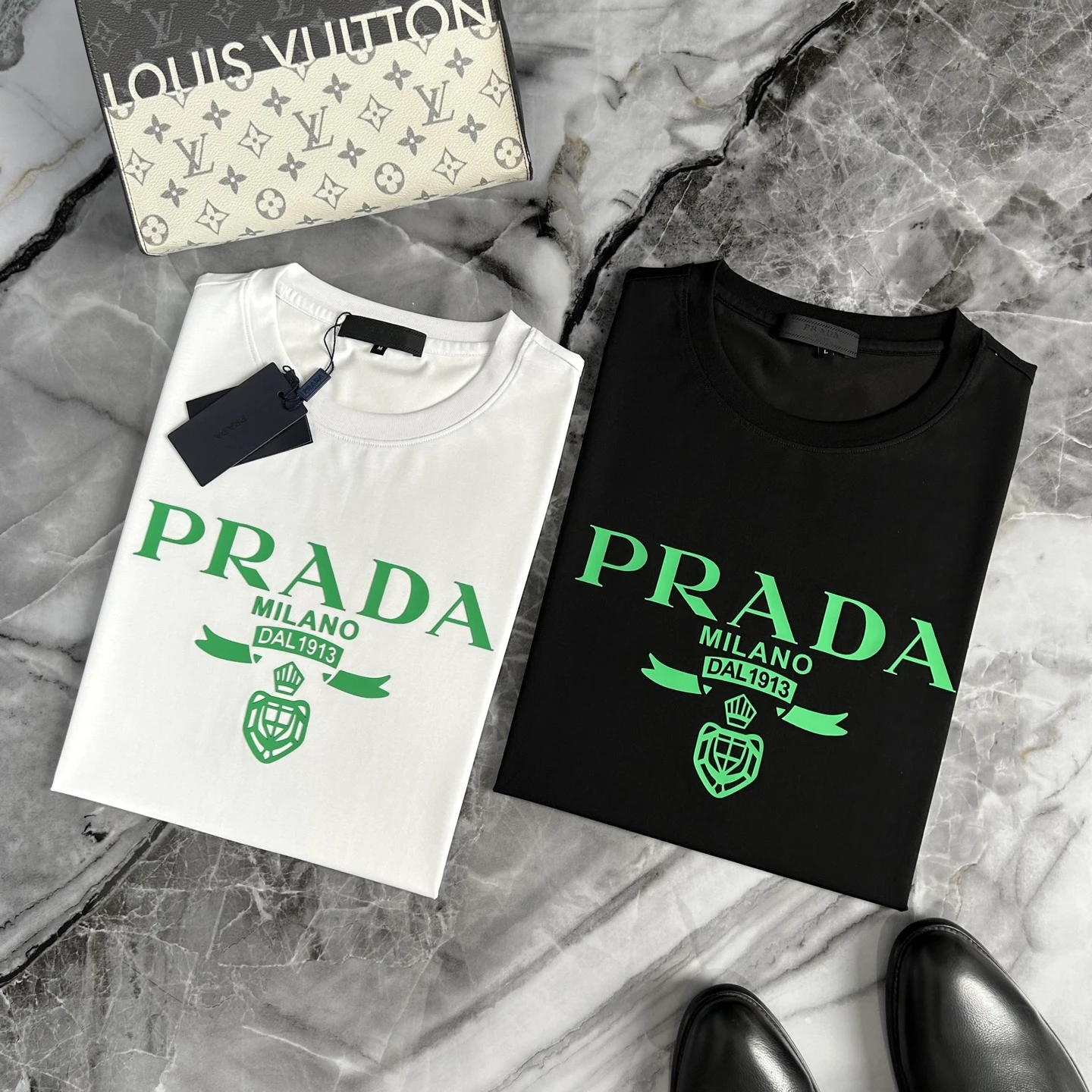 Prada T-Shirt — 9552faa1