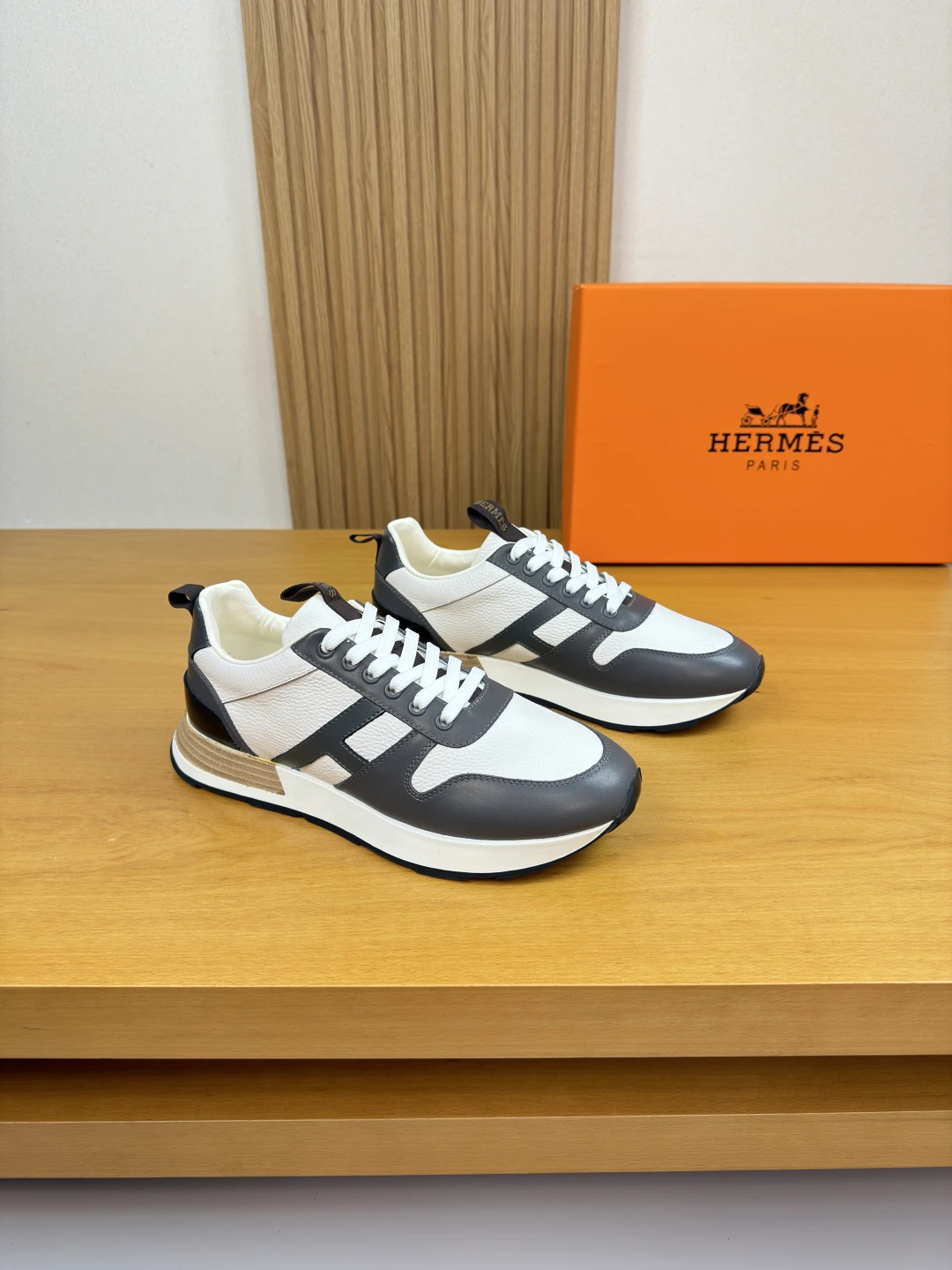 Hermès Sneakers — f00ab091
