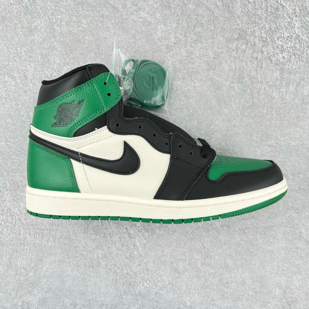 Nike Shoes — 8a78adea