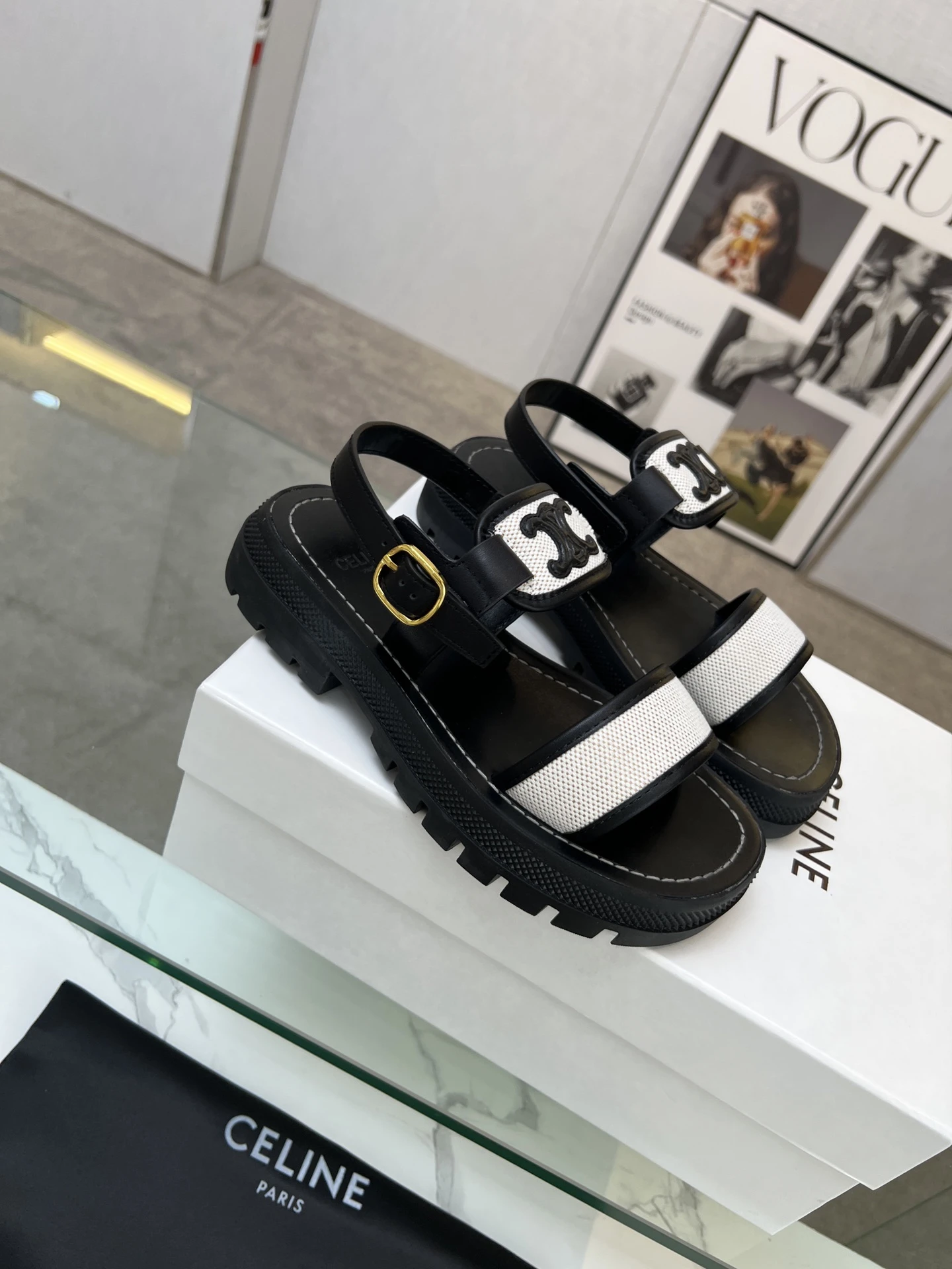 Celine Sandals — 5b490def