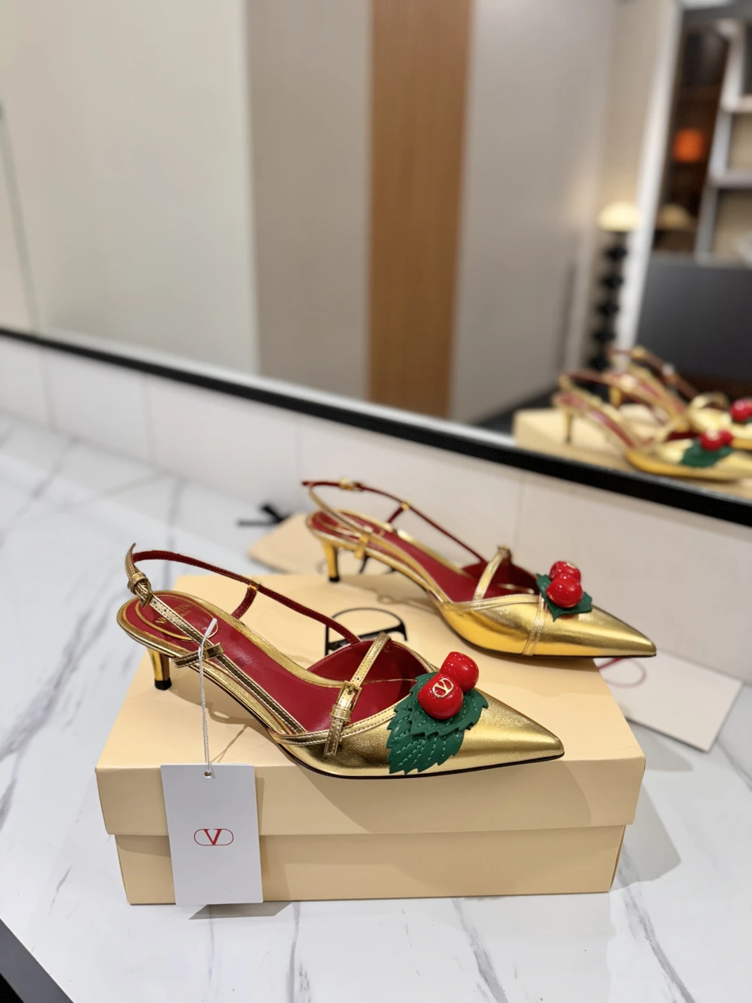 Valentino Sandals — de12ef8e
