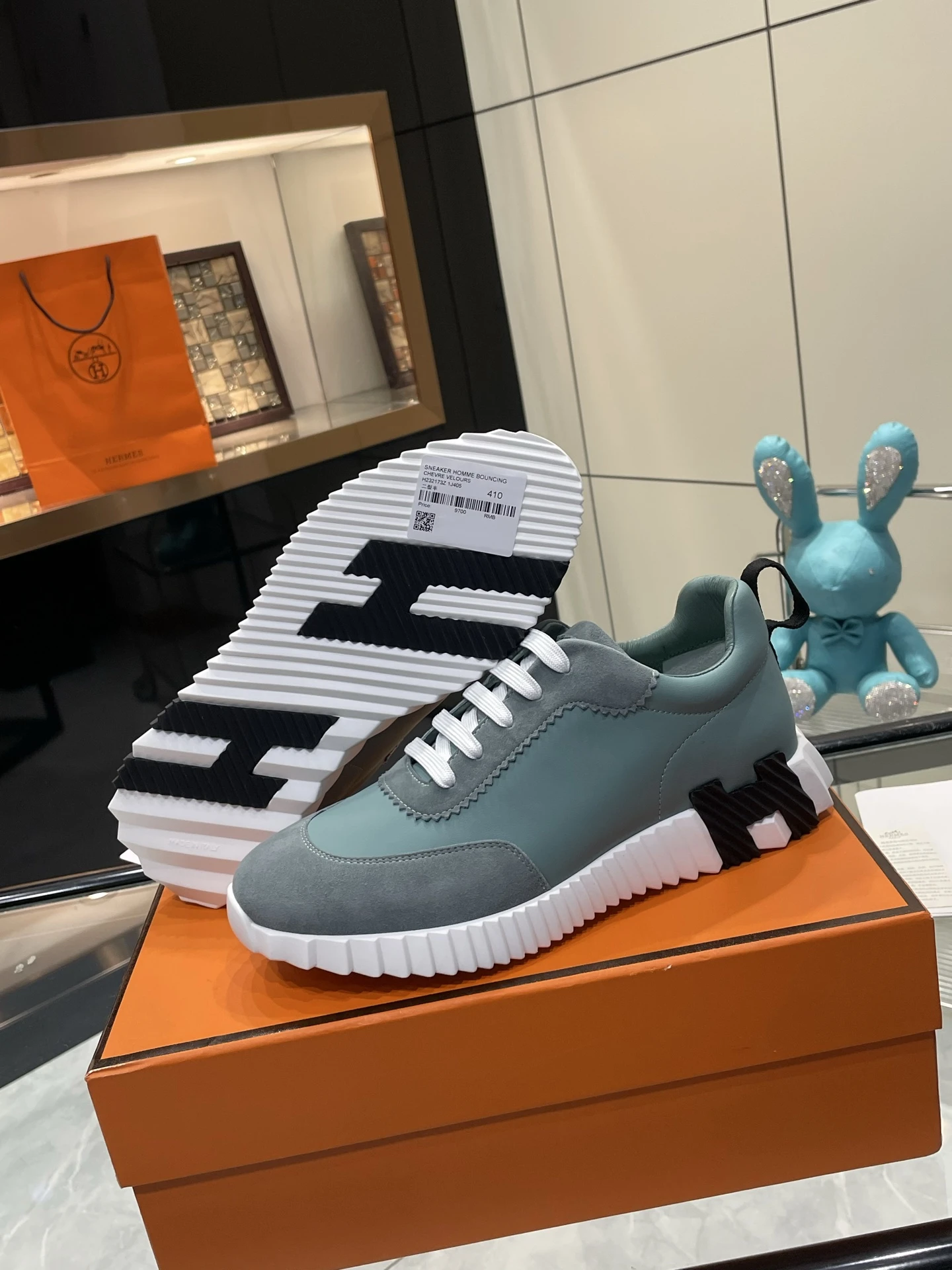 Hermès Sneakers — b1a735bf