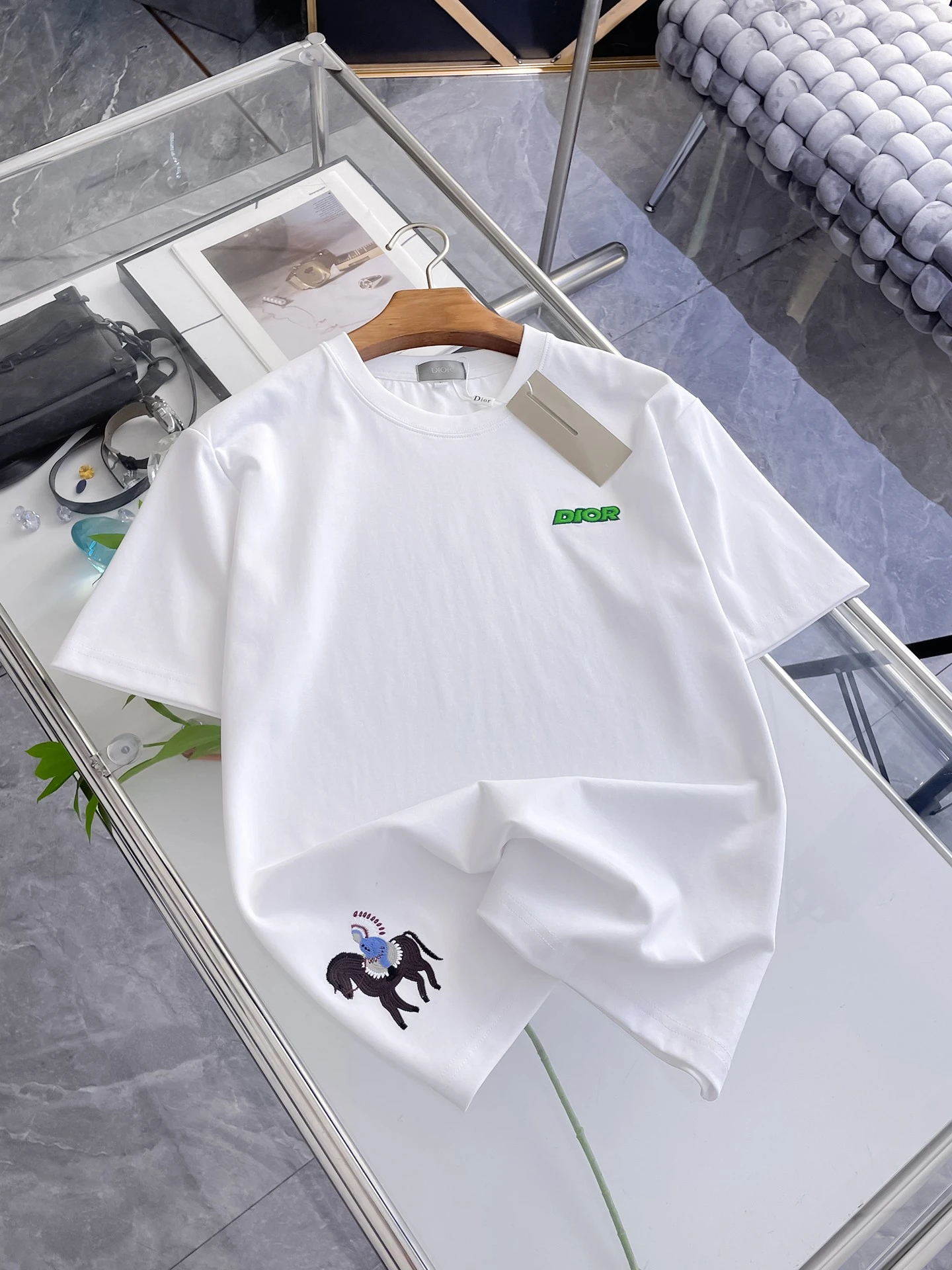 Dior T-Shirt — e1505612