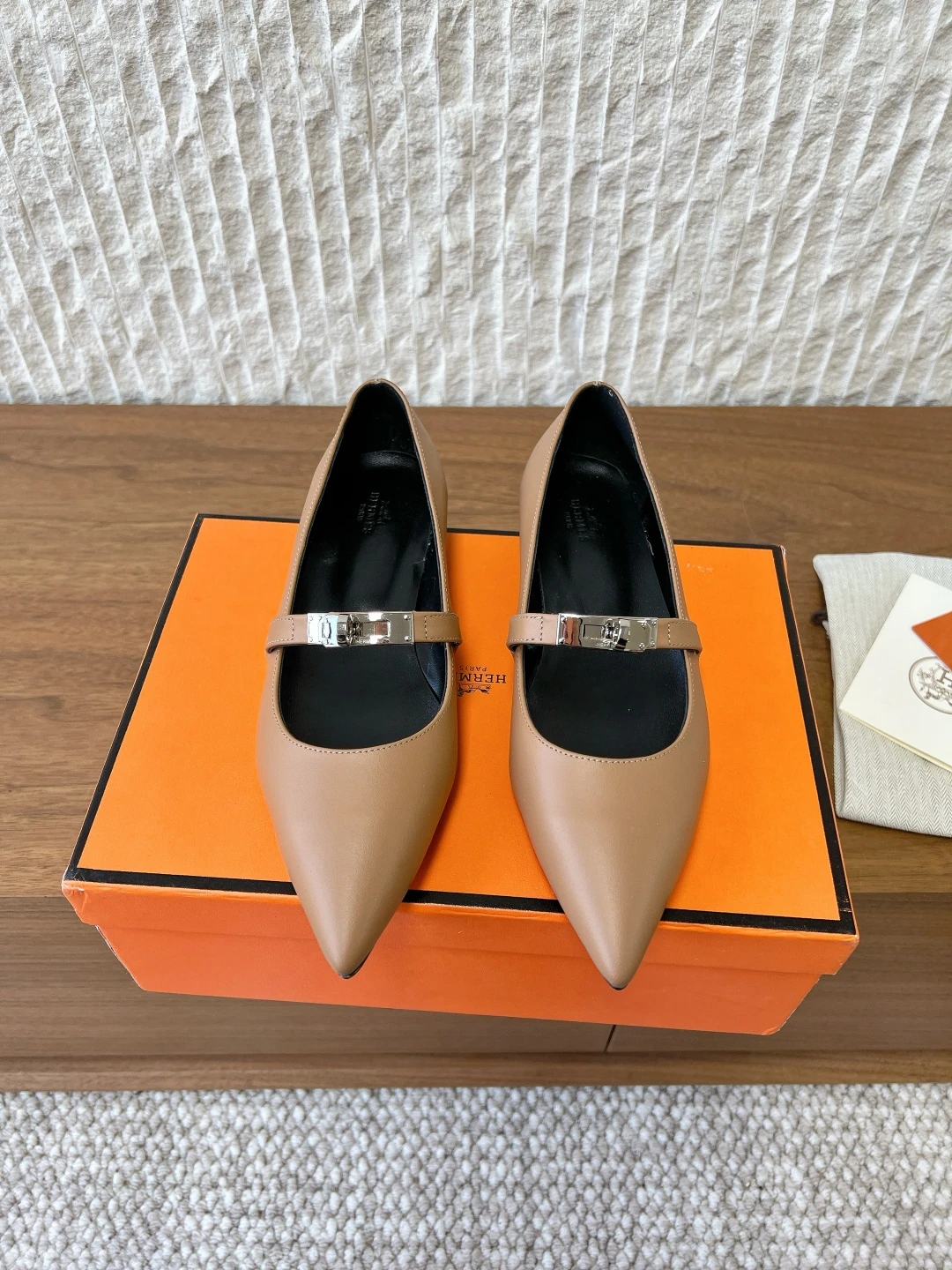 Hermès Shoes — 3a9e48f1