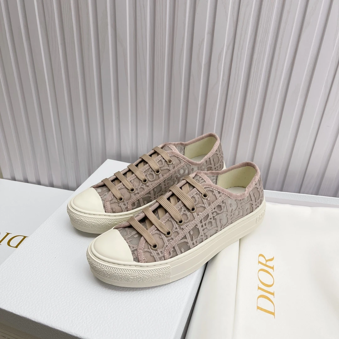 Dior Sneakers — 29094538