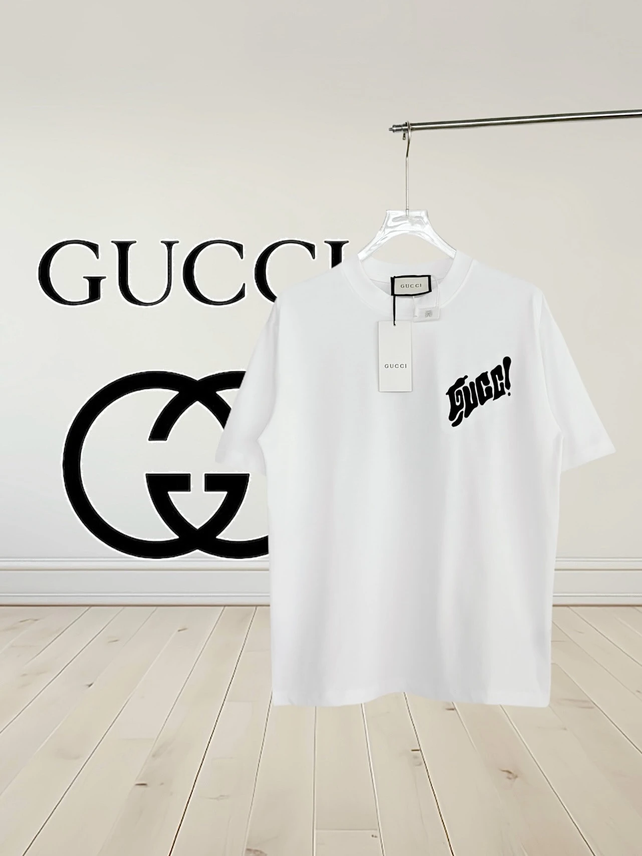 Gucci T-Shirt — 5d27b374