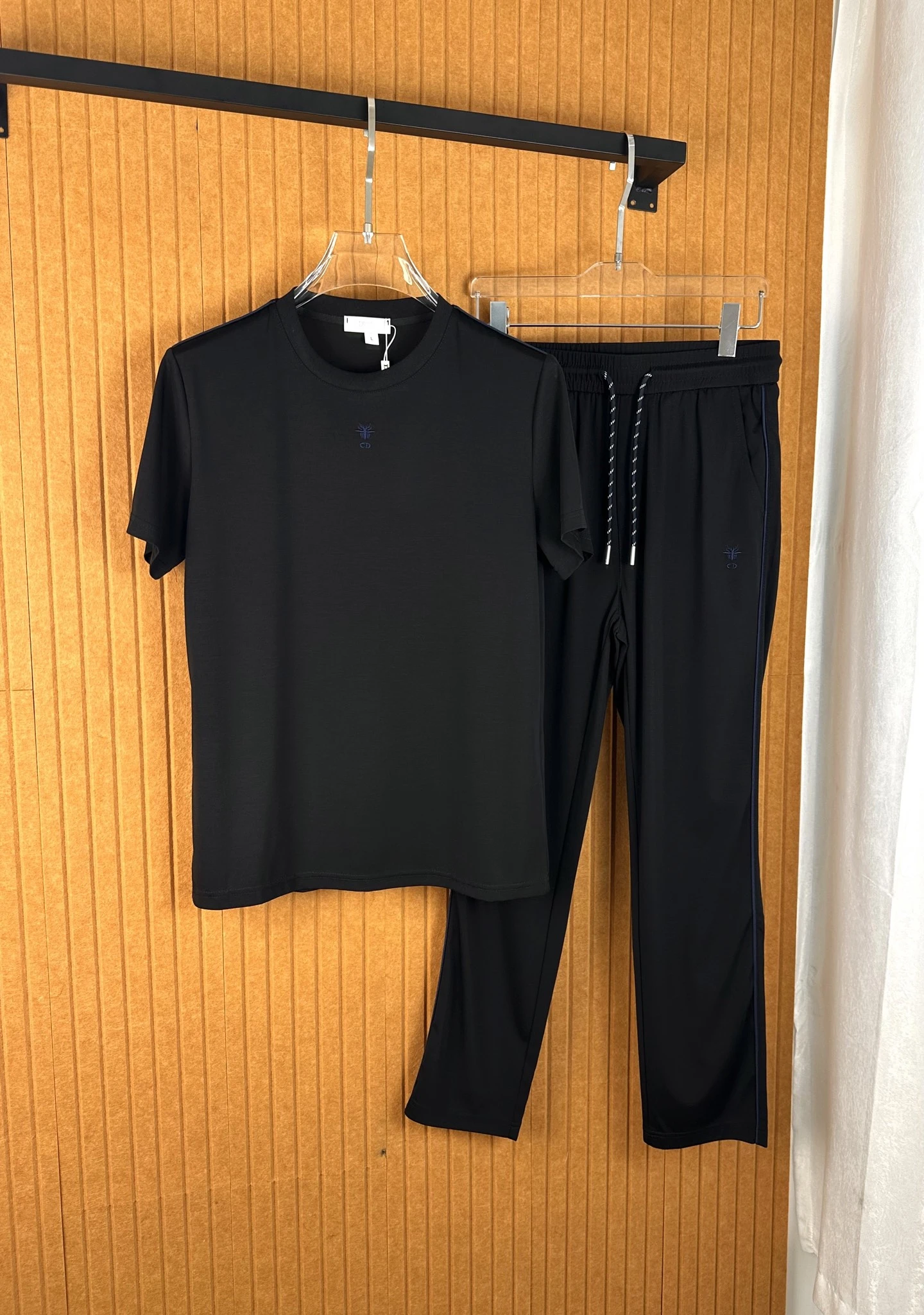 Dior T-Shirt — 7f0fad7c