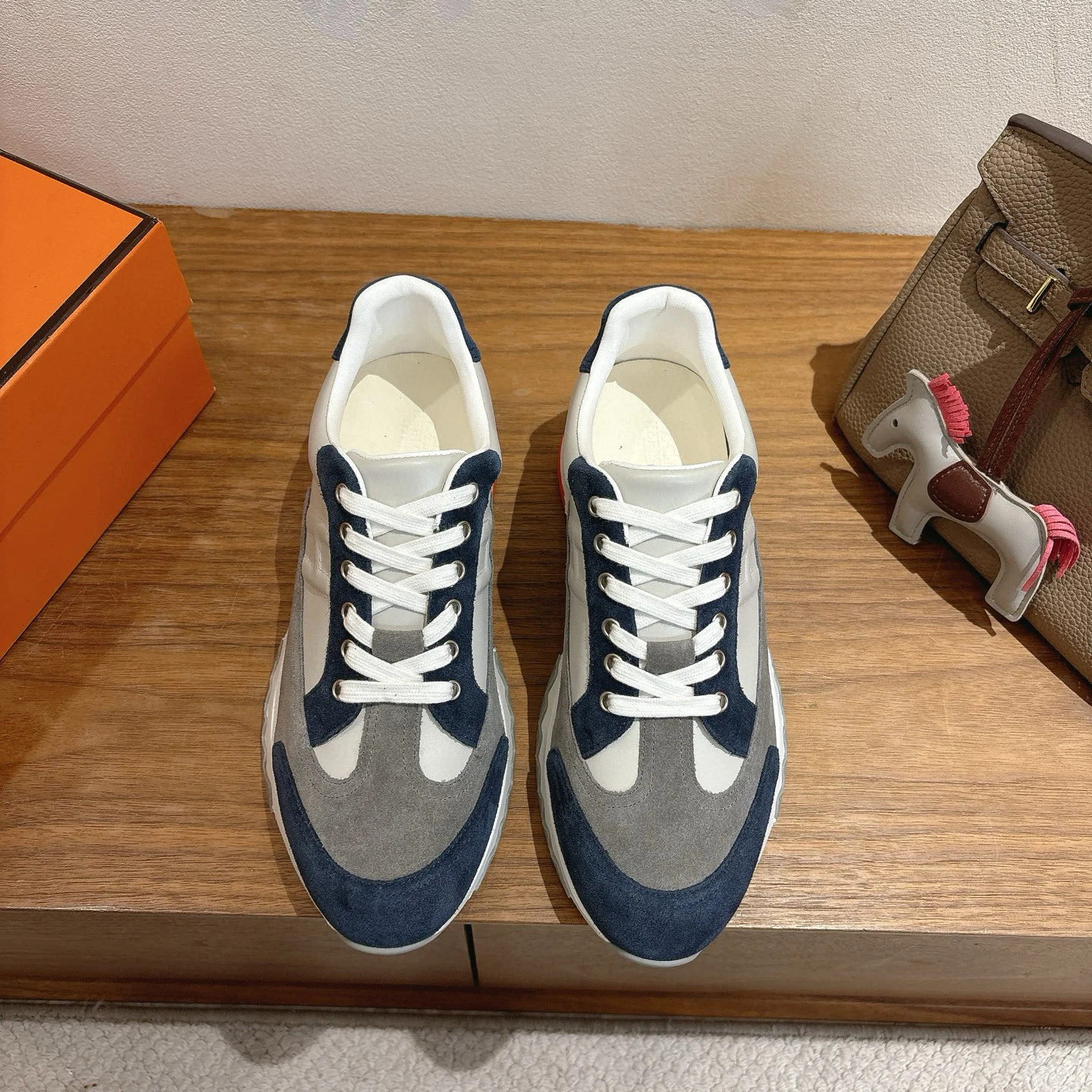 Hermès Sneakers — 4194d7e0