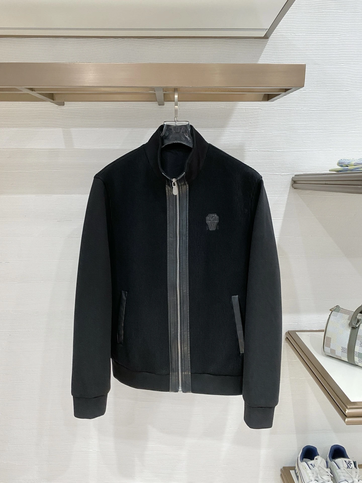 Jackets — e5e5dc82