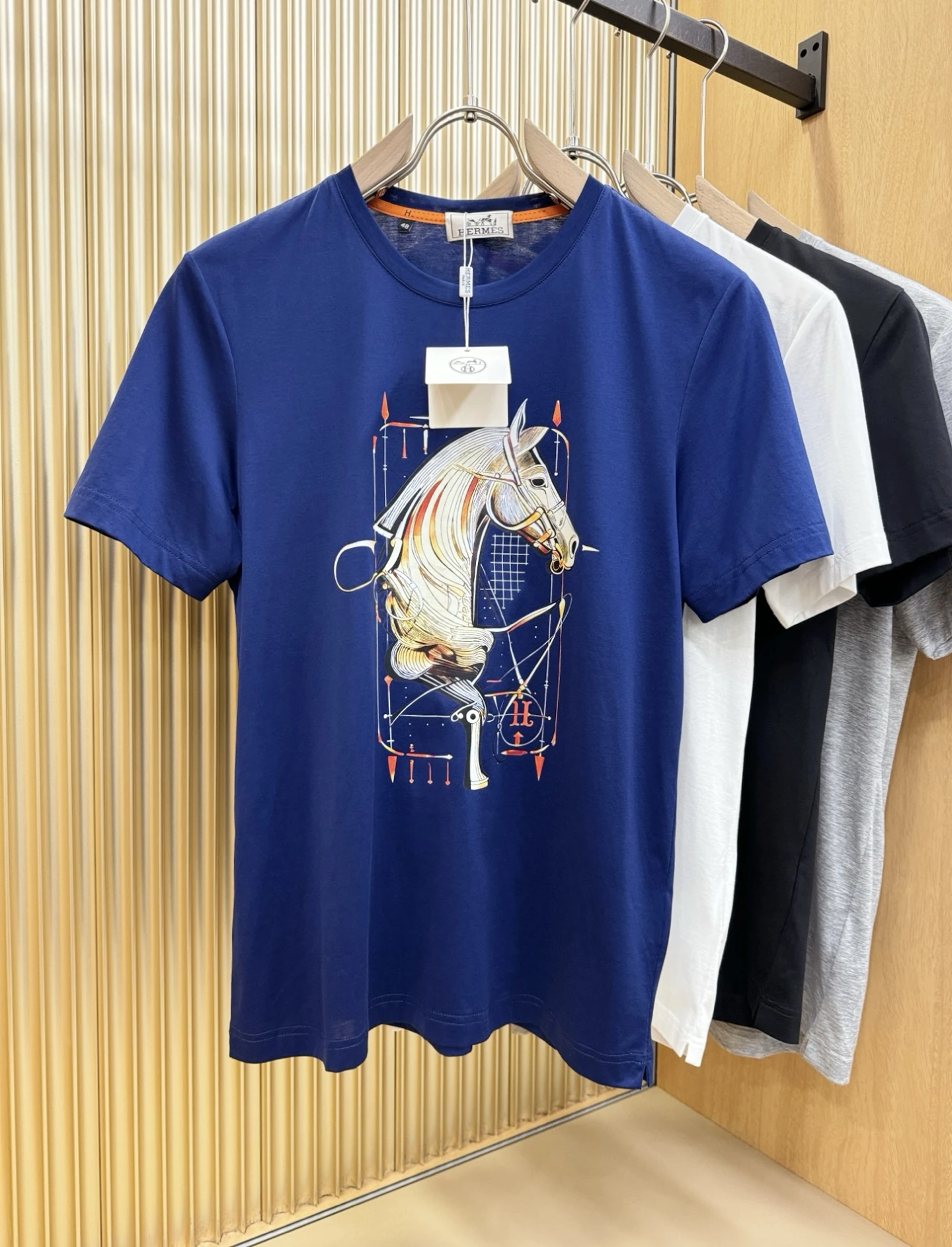 Hermès T-Shirt — 24ae72bd