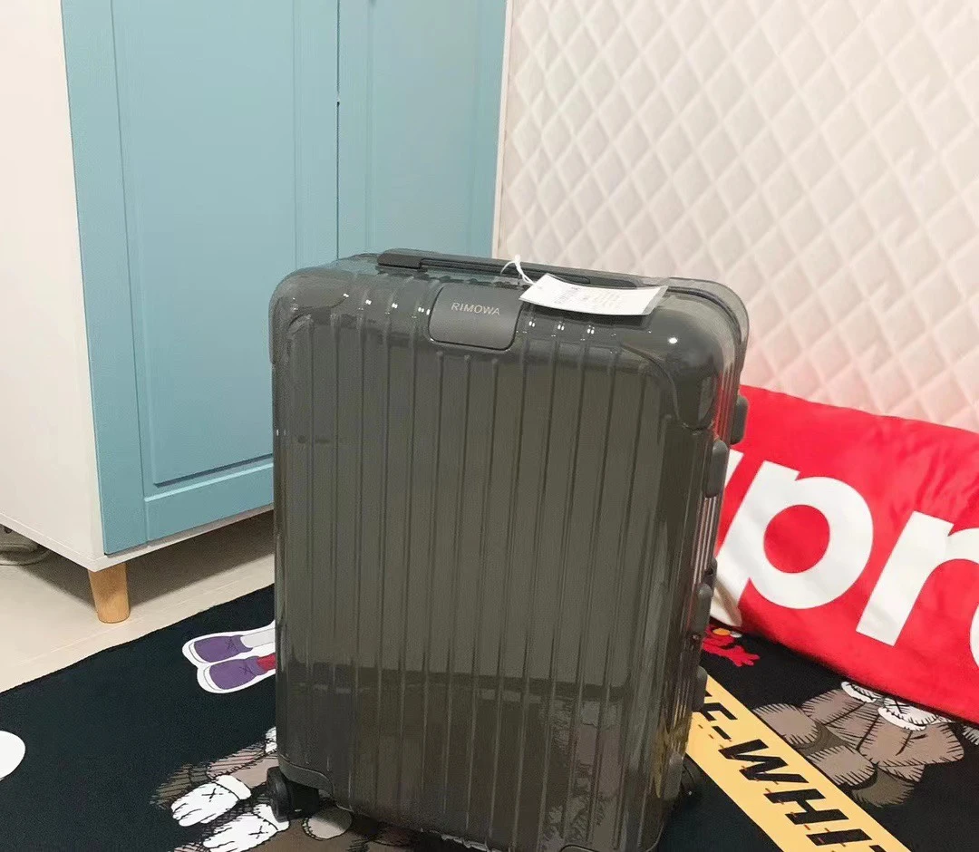 Rimowa Luggage — bcbe6cbd