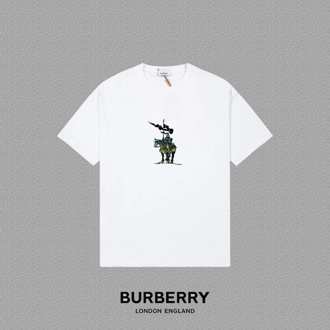 Burberry T-Shirt — 22e4fd69