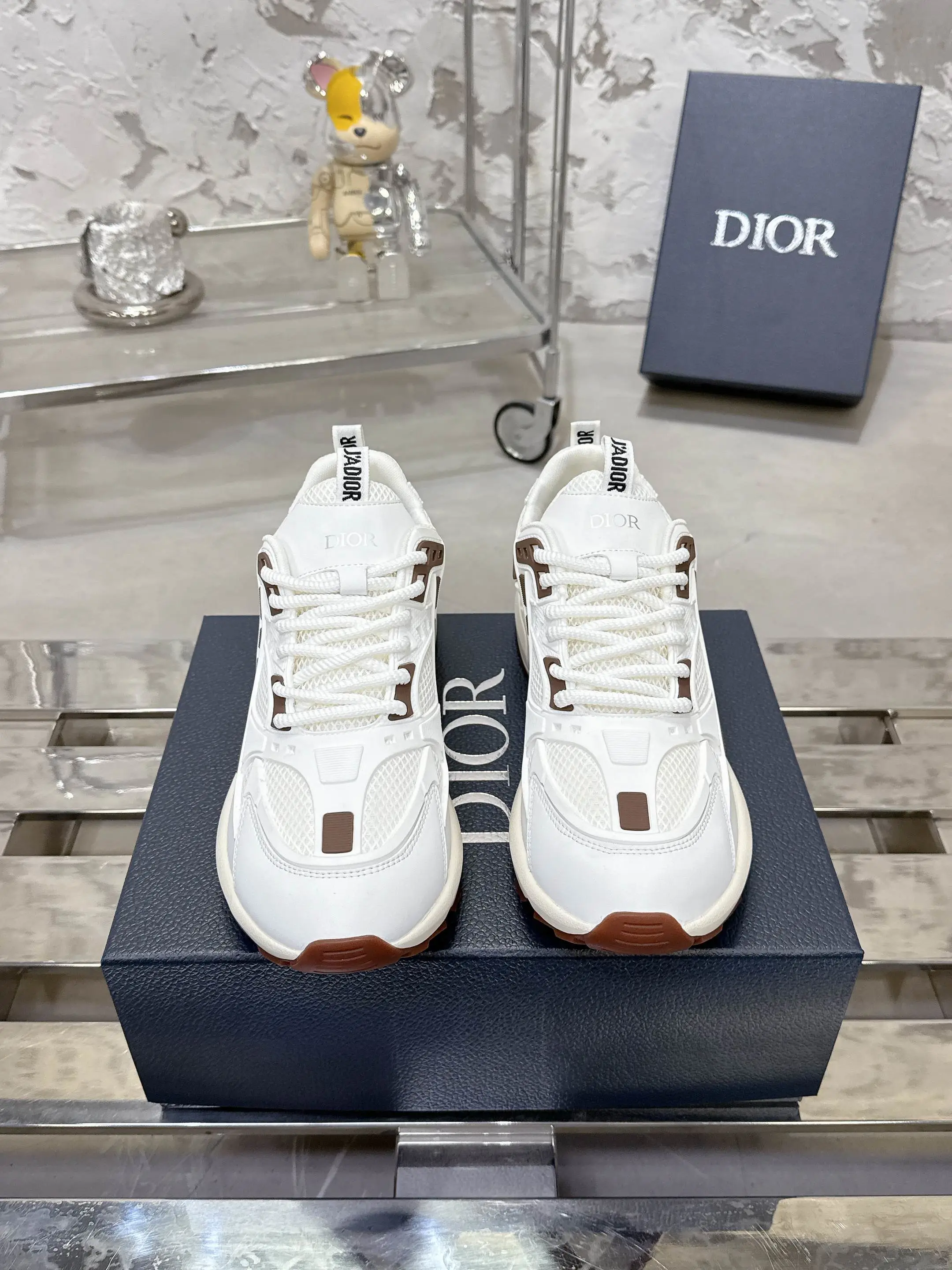 Dior Sneakers — 2617b30f