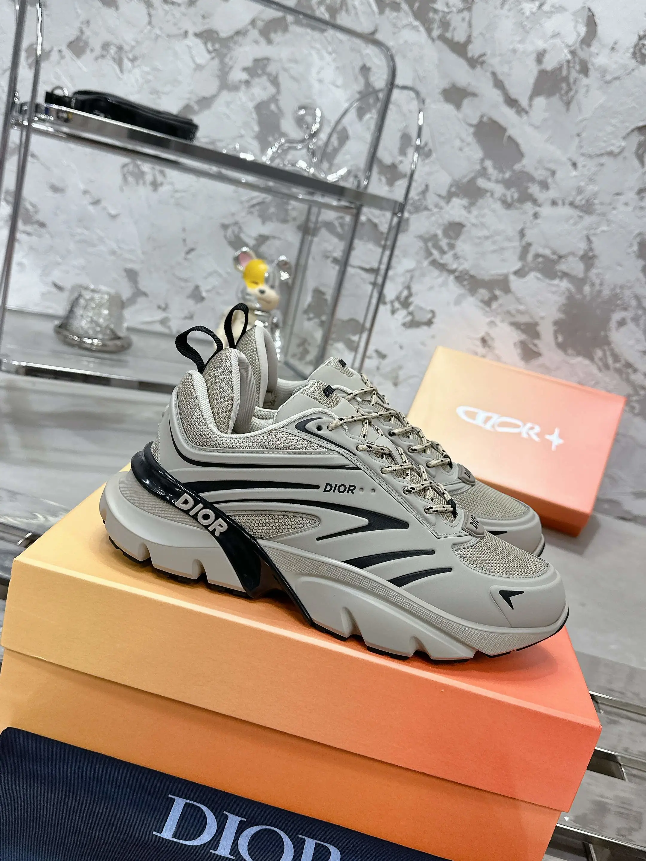 Dior Sneakers — 422b0ab1