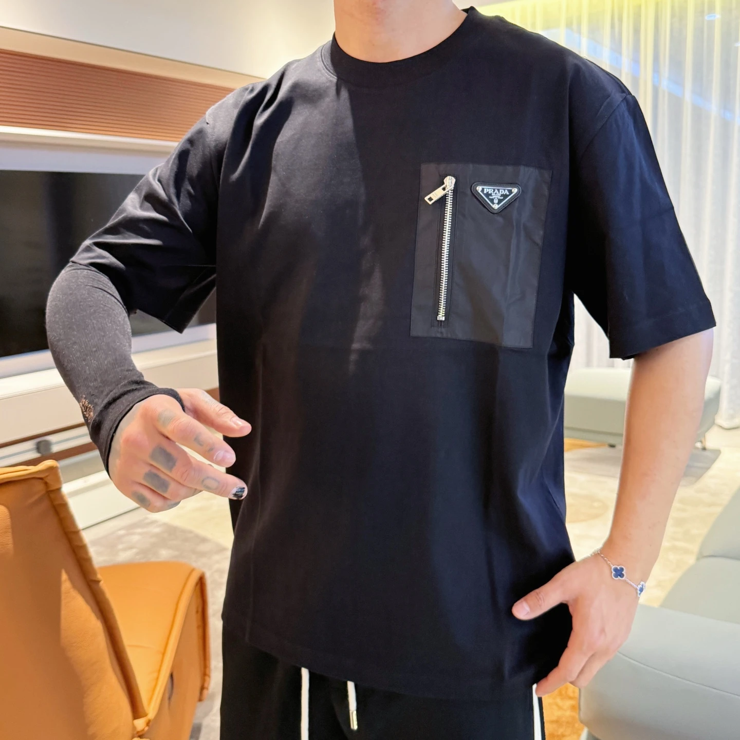 Prada T-Shirt — f1bc2351