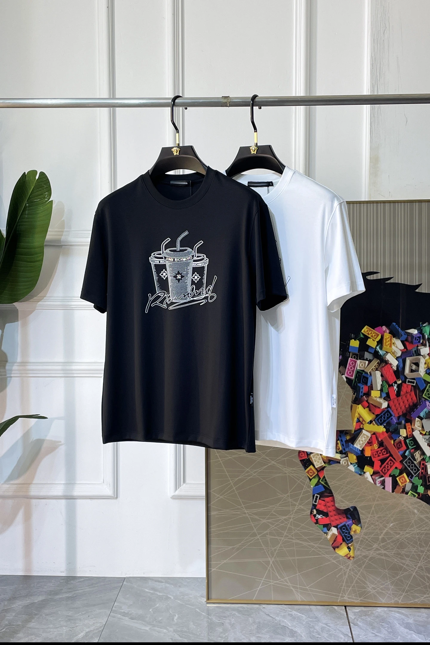 Louis Vuitton T-Shirt — dc9b6ba4