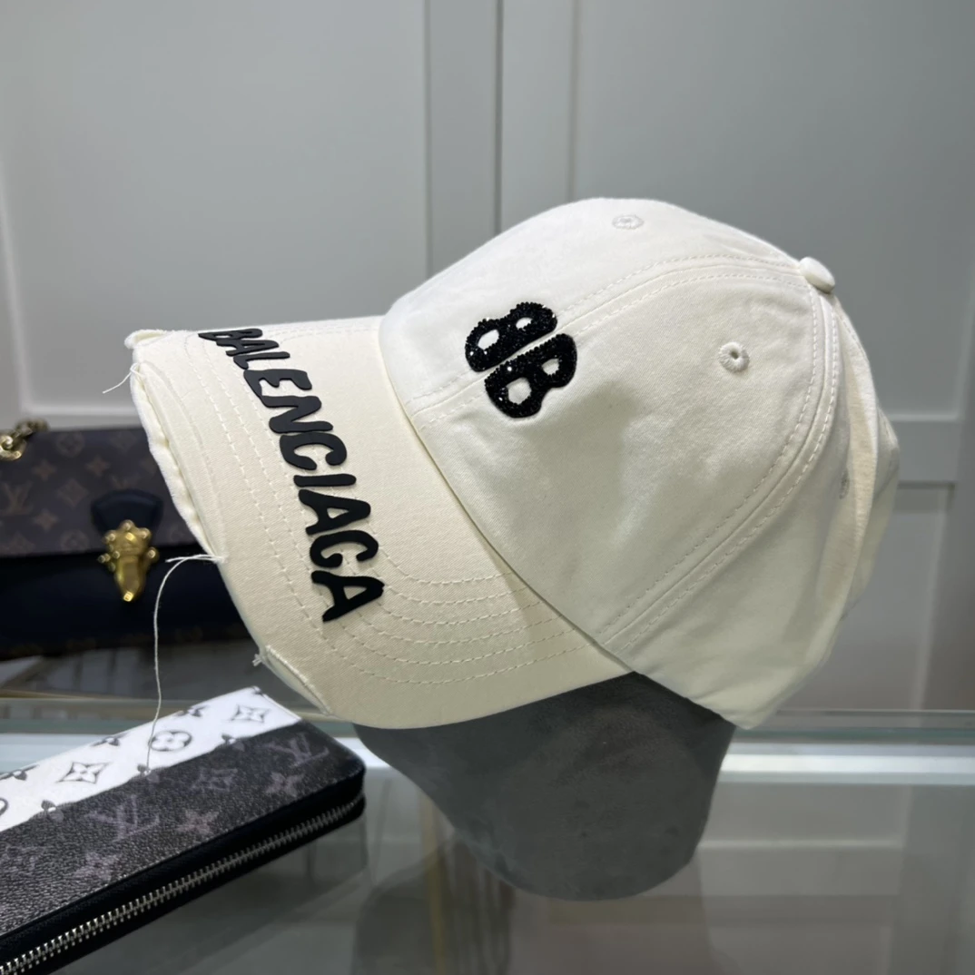 Balenciaga Hat — 1da55f2e