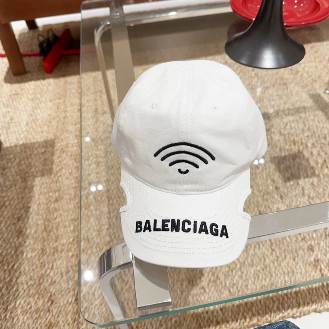 Balenciaga Hat — 179cc652