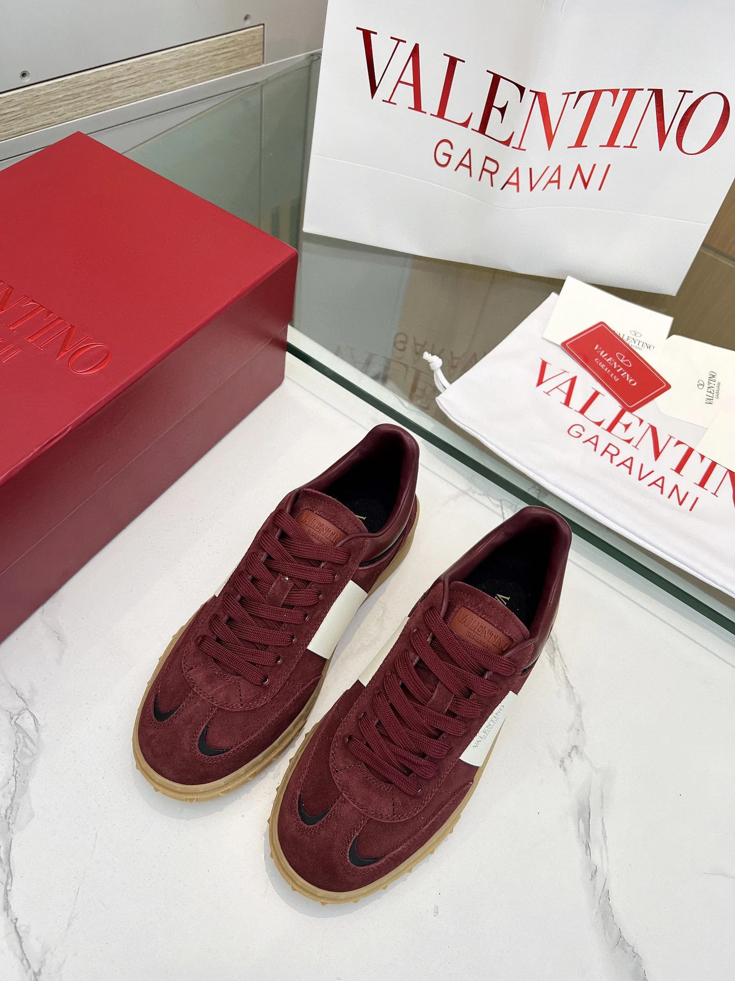 Valentino Sneakers — afcb2275
