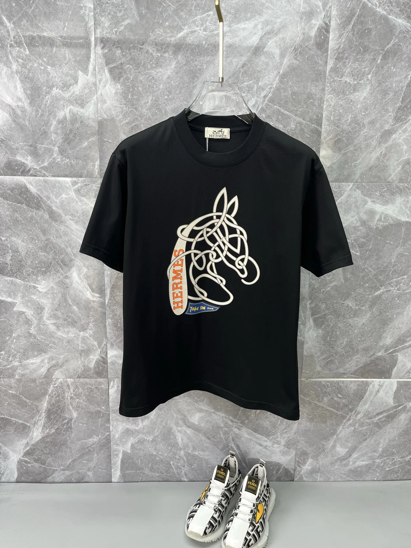 Hermès T-Shirt — b2a1a7ad
