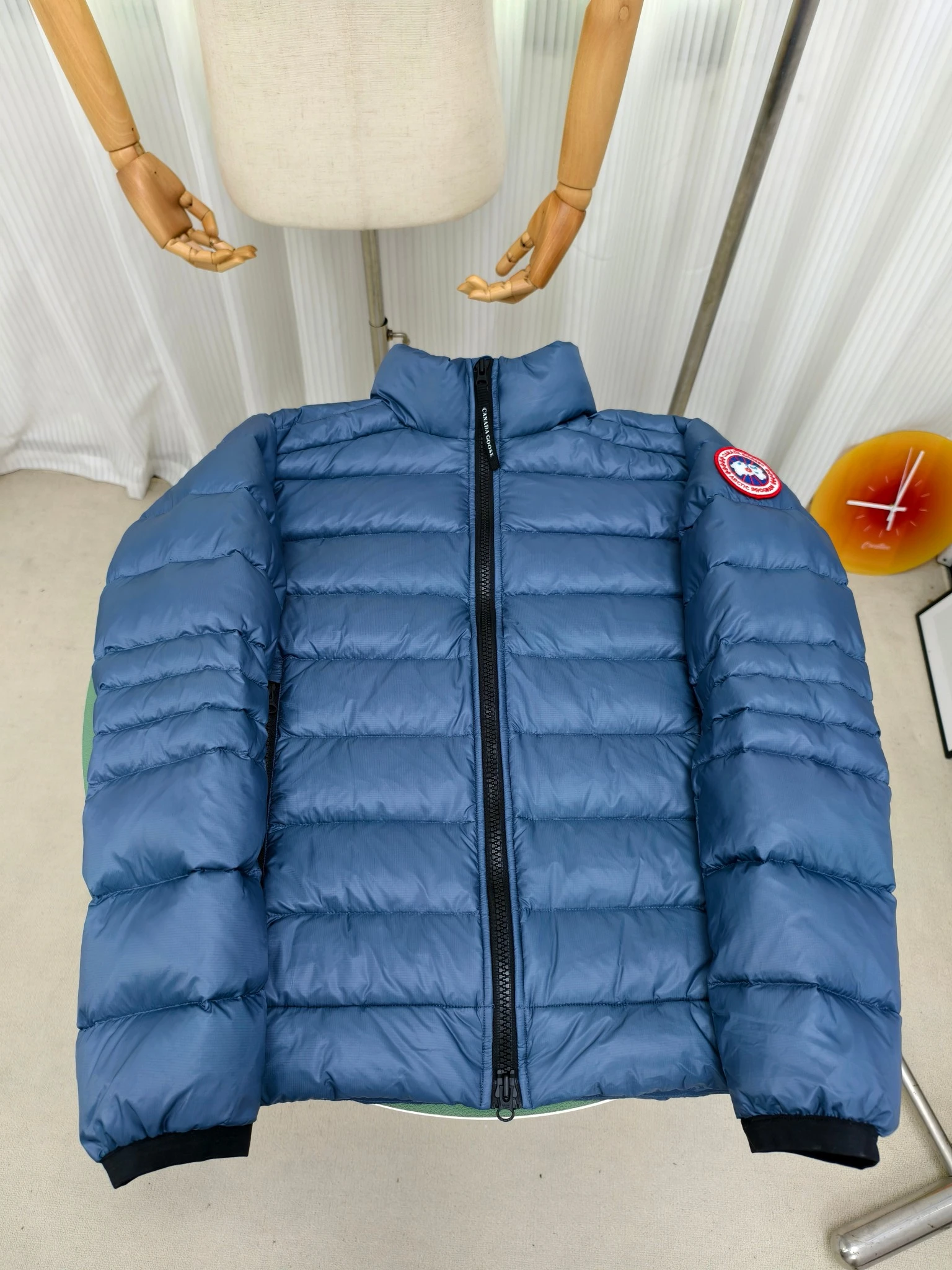Canada Goose Down Jacket — 42a37186