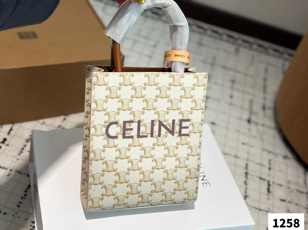 Celine Bag — 19812b8f
