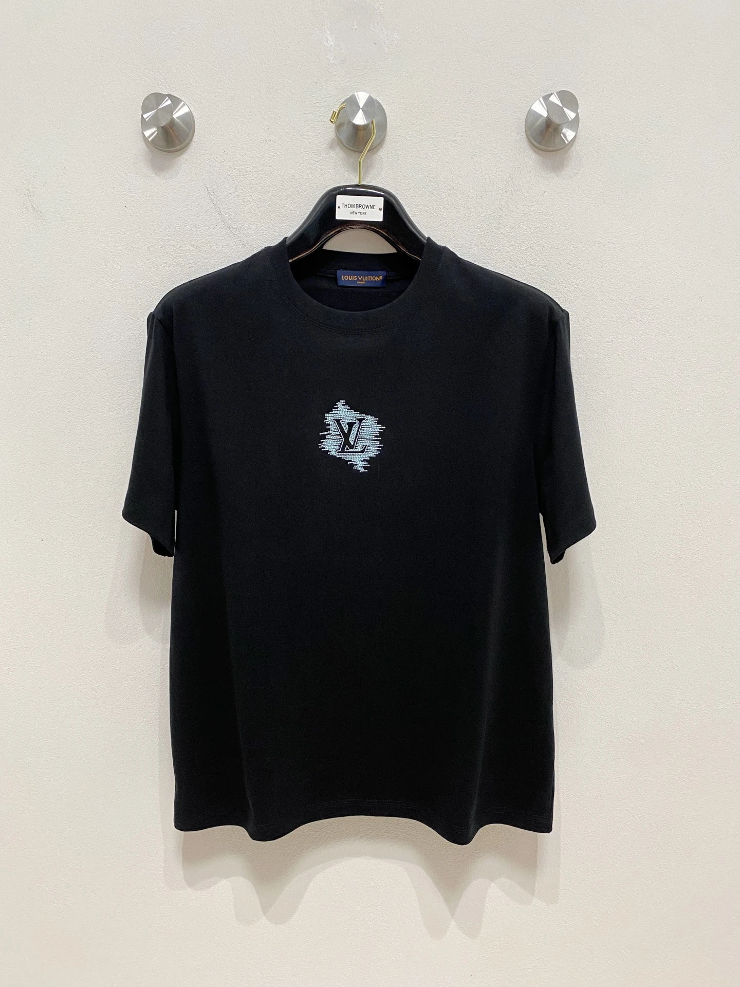 Louis Vuitton T-Shirt — 74a22655