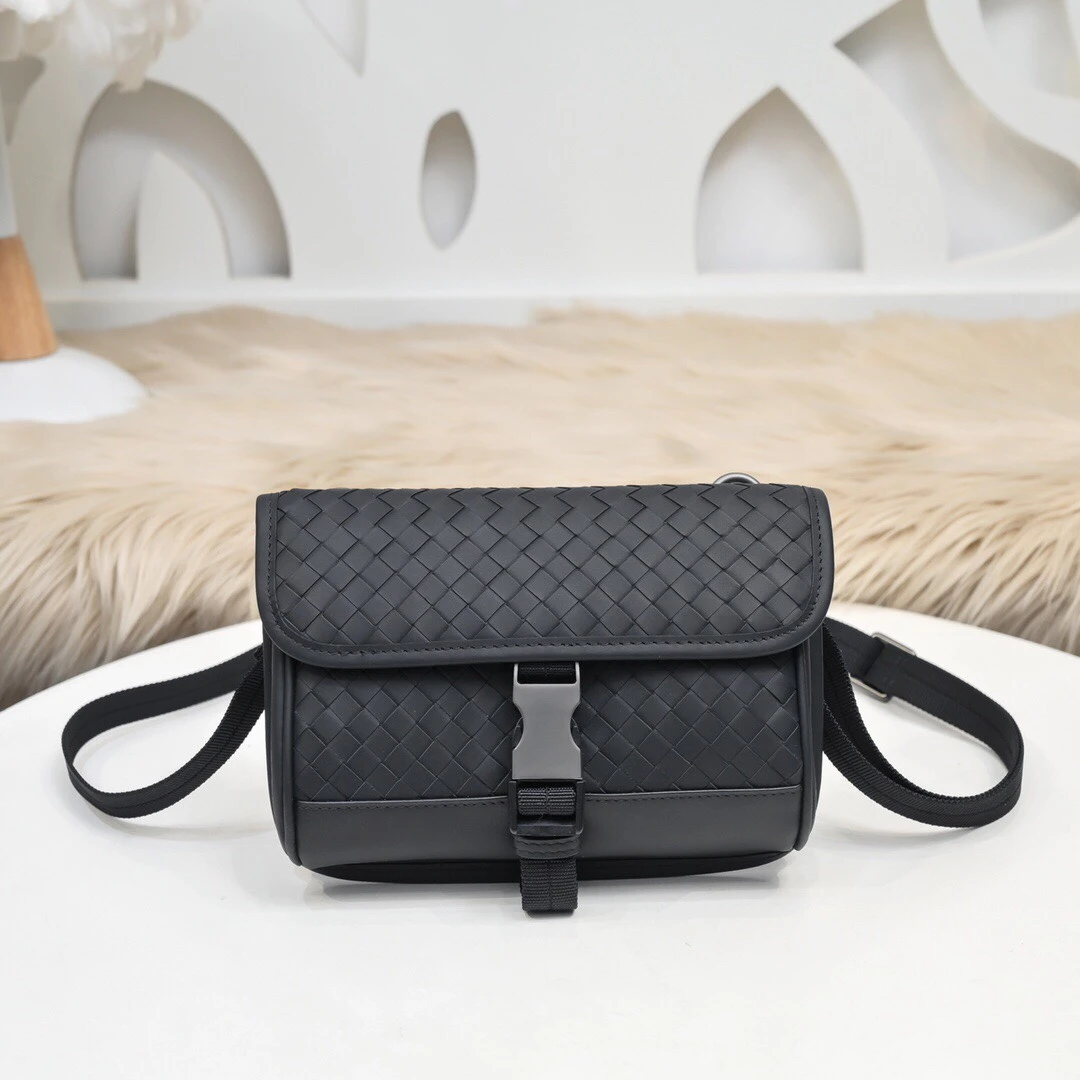 Bottega Veneta Bag — 1f371f87