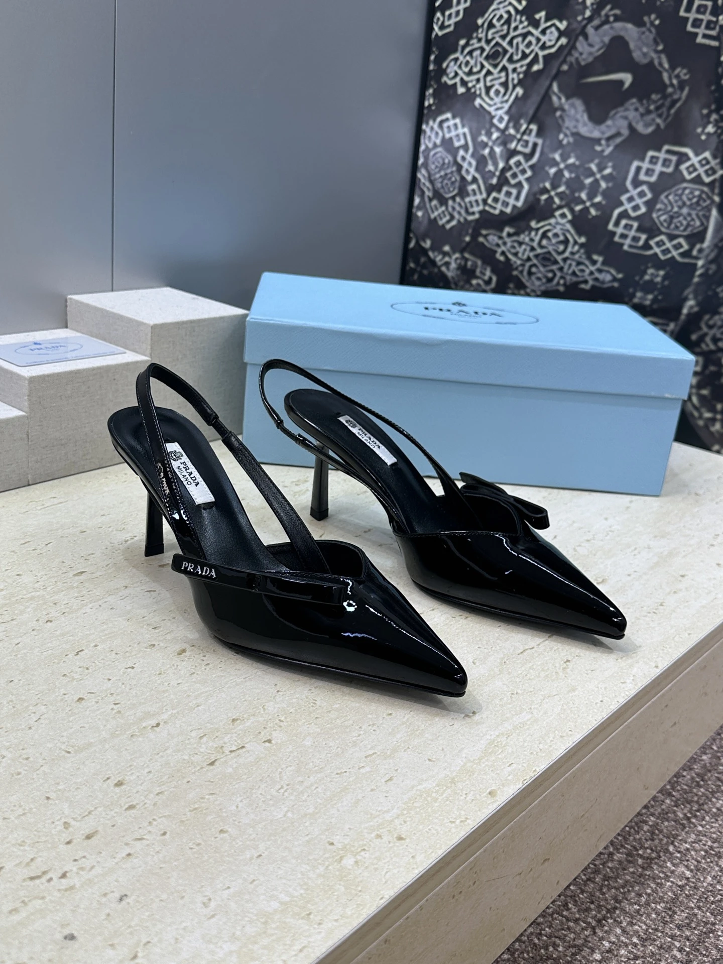 Prada Sandals — 78246f95