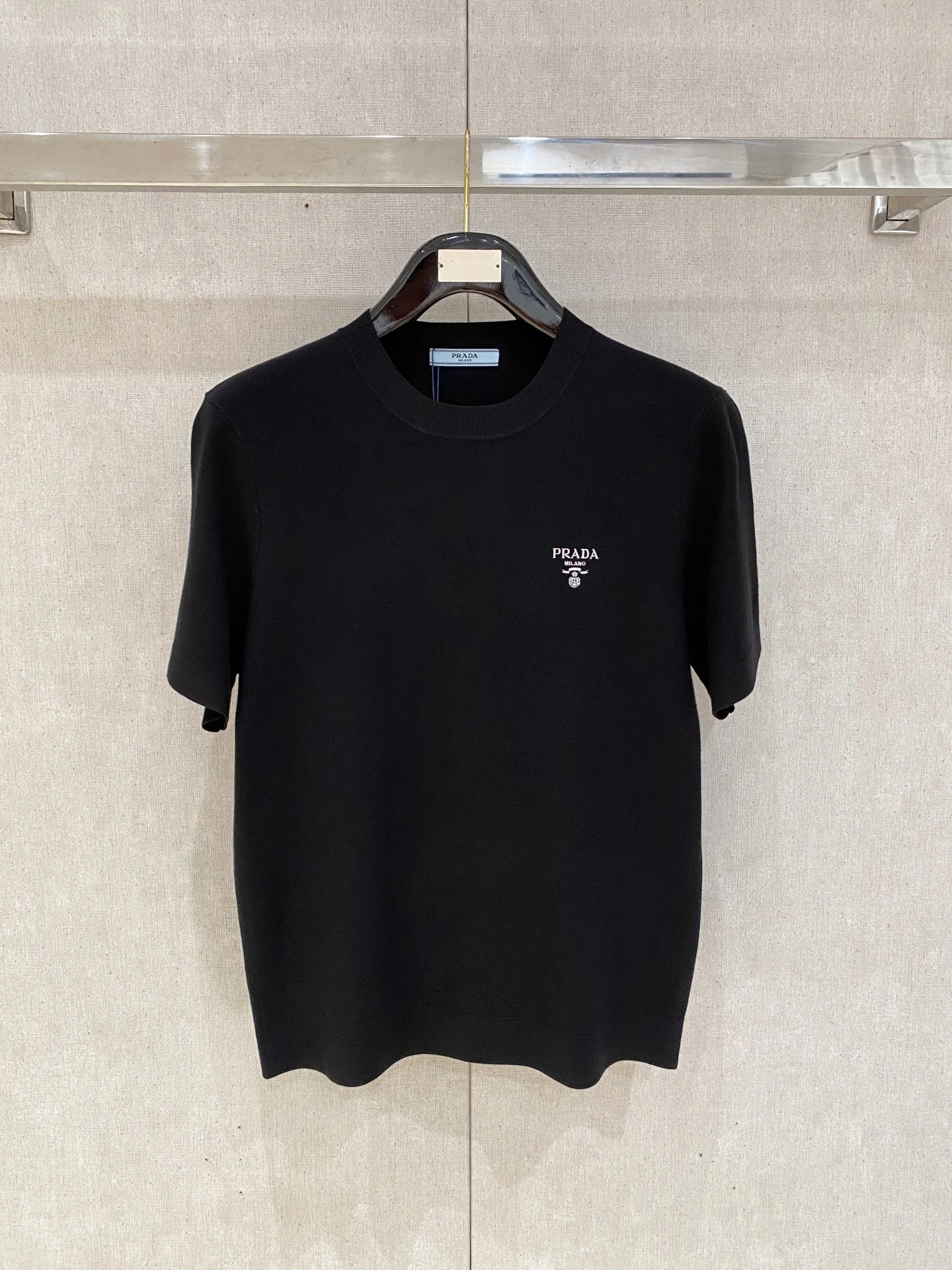 Prada T-Shirt — 4107dde9