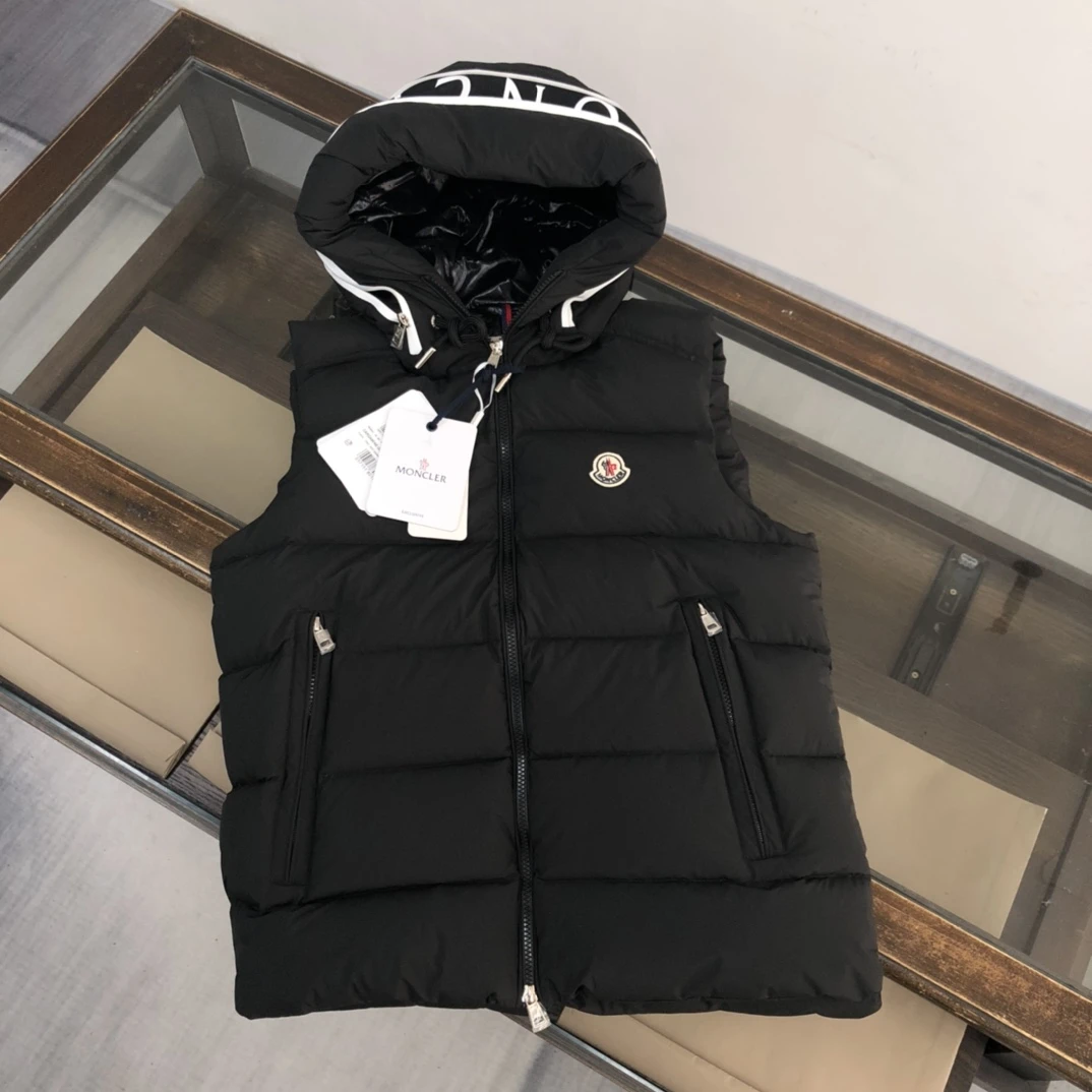 Moncler Knitwear — 549ce891