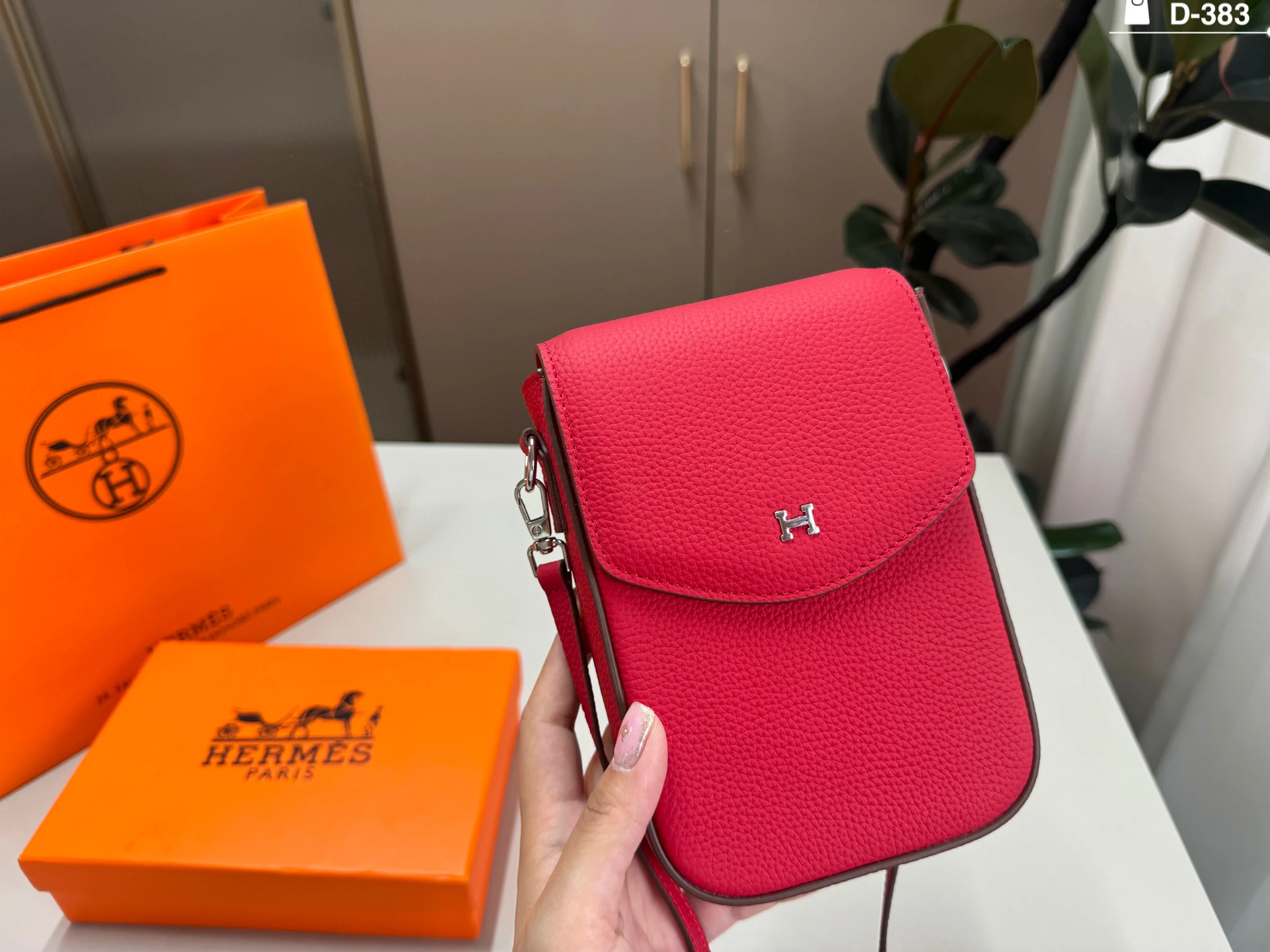 Hermès Bag — 66cf51b2