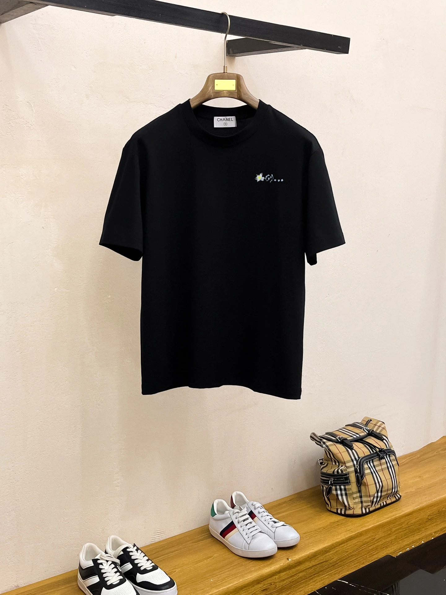 Chanel T-Shirt — 8d1ad46b