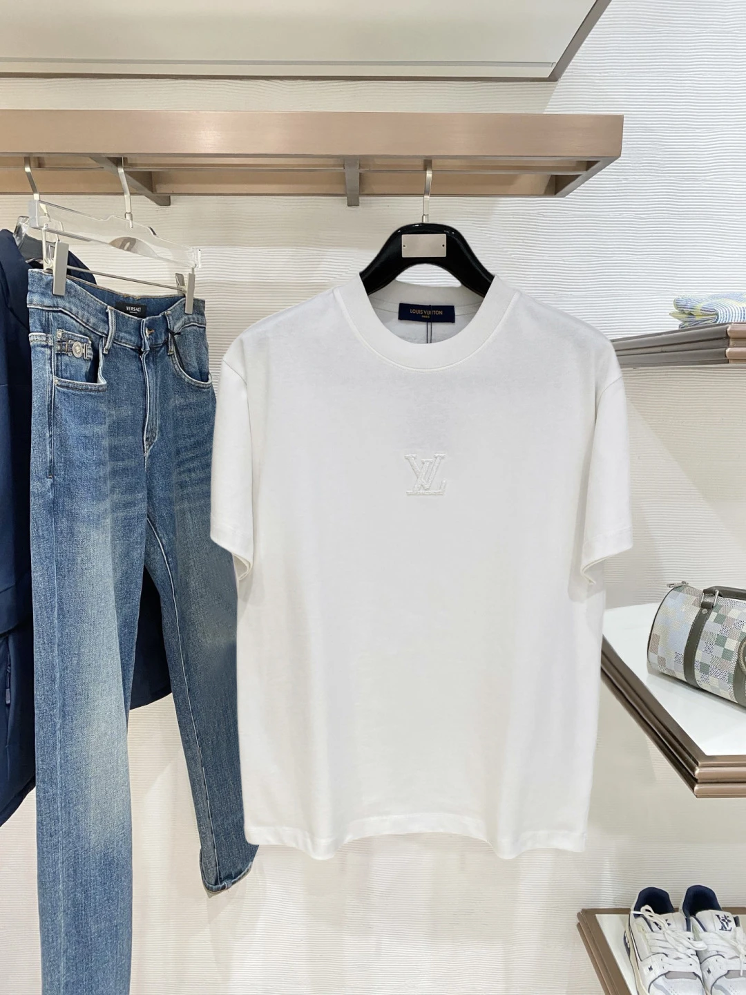 Louis Vuitton T-Shirt — 887aeab4