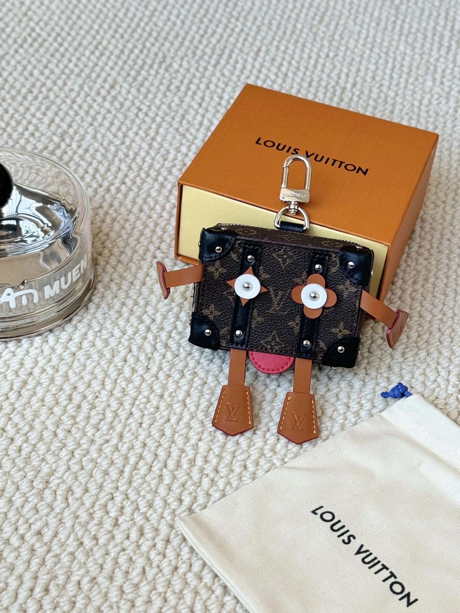 Louis Vuitton Wallets — f3153818