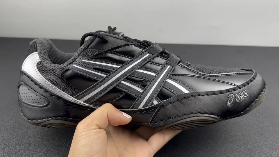Asics Shoes — 15799f44