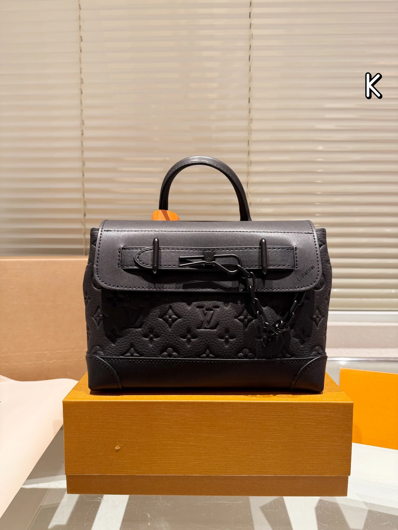 Louis Vuitton Bag — 8f862015