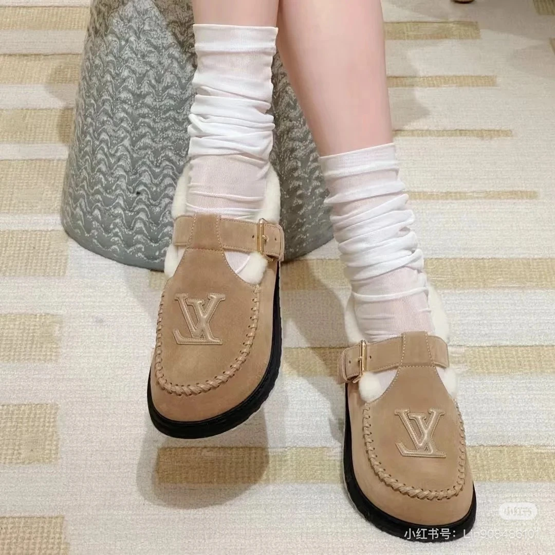 Louis Vuitton Slippers — eee627f9