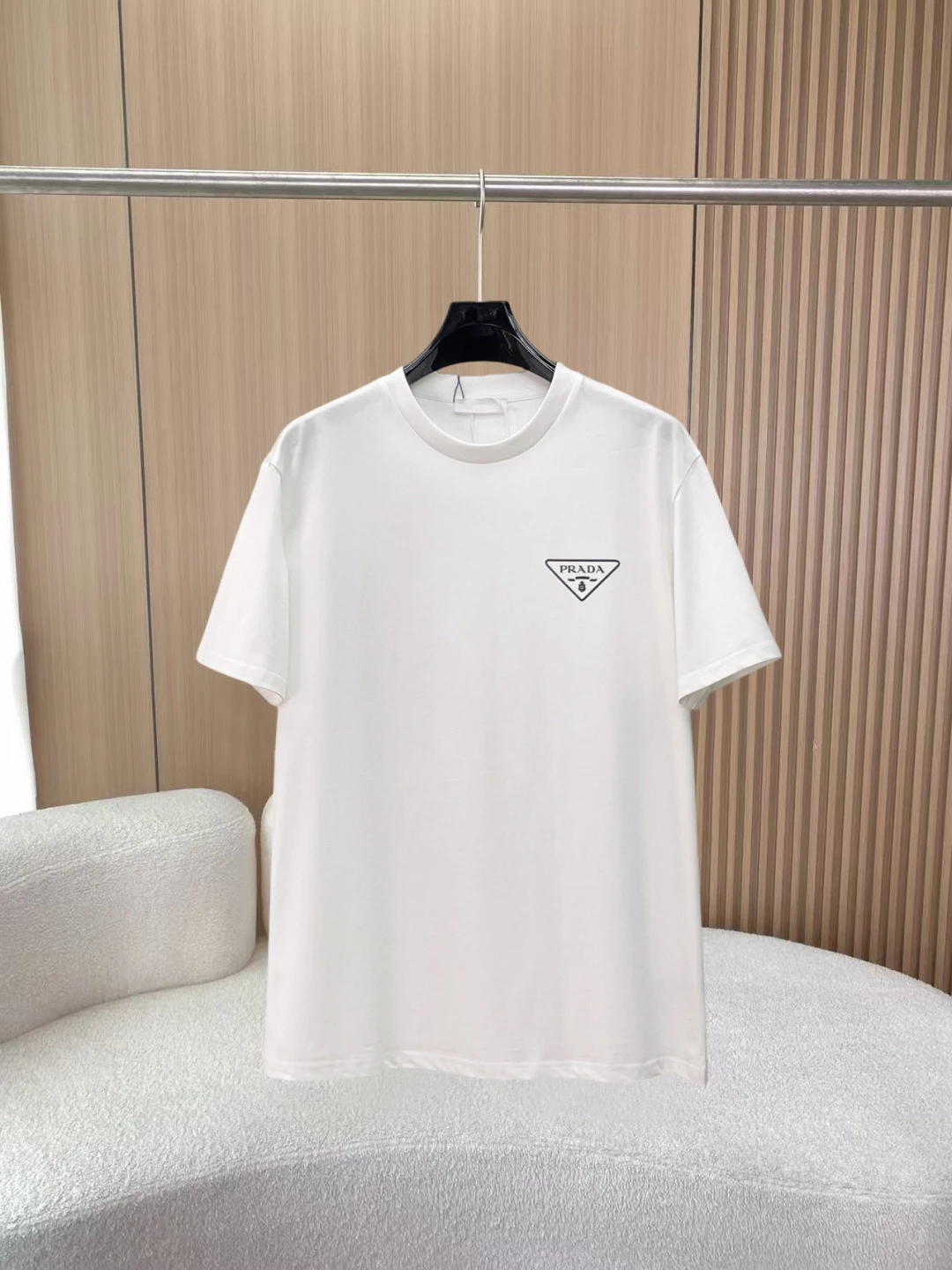 Prada T-Shirt — 16df2e60